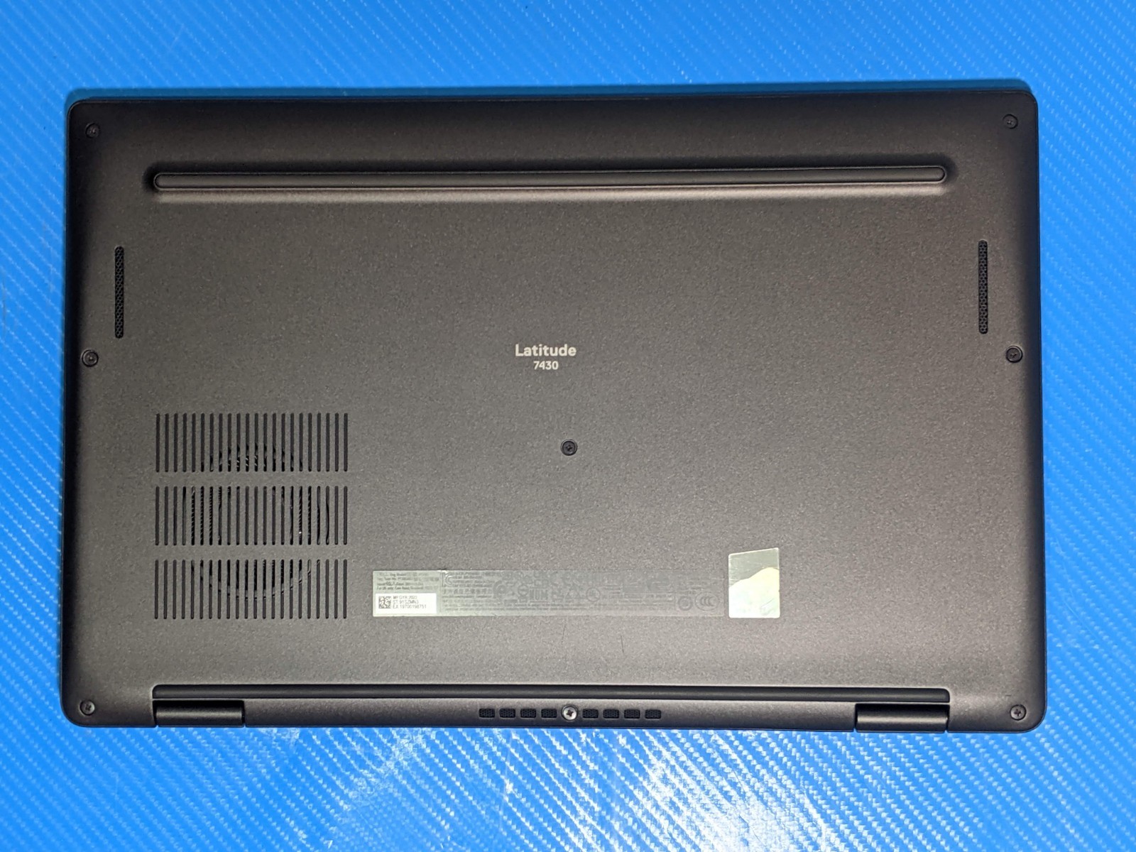Dell Latitude 7430 14″FHD Intel vPRO i7-1270P 2.2GHz 16GB 512GB SSD Win11Pro +PA