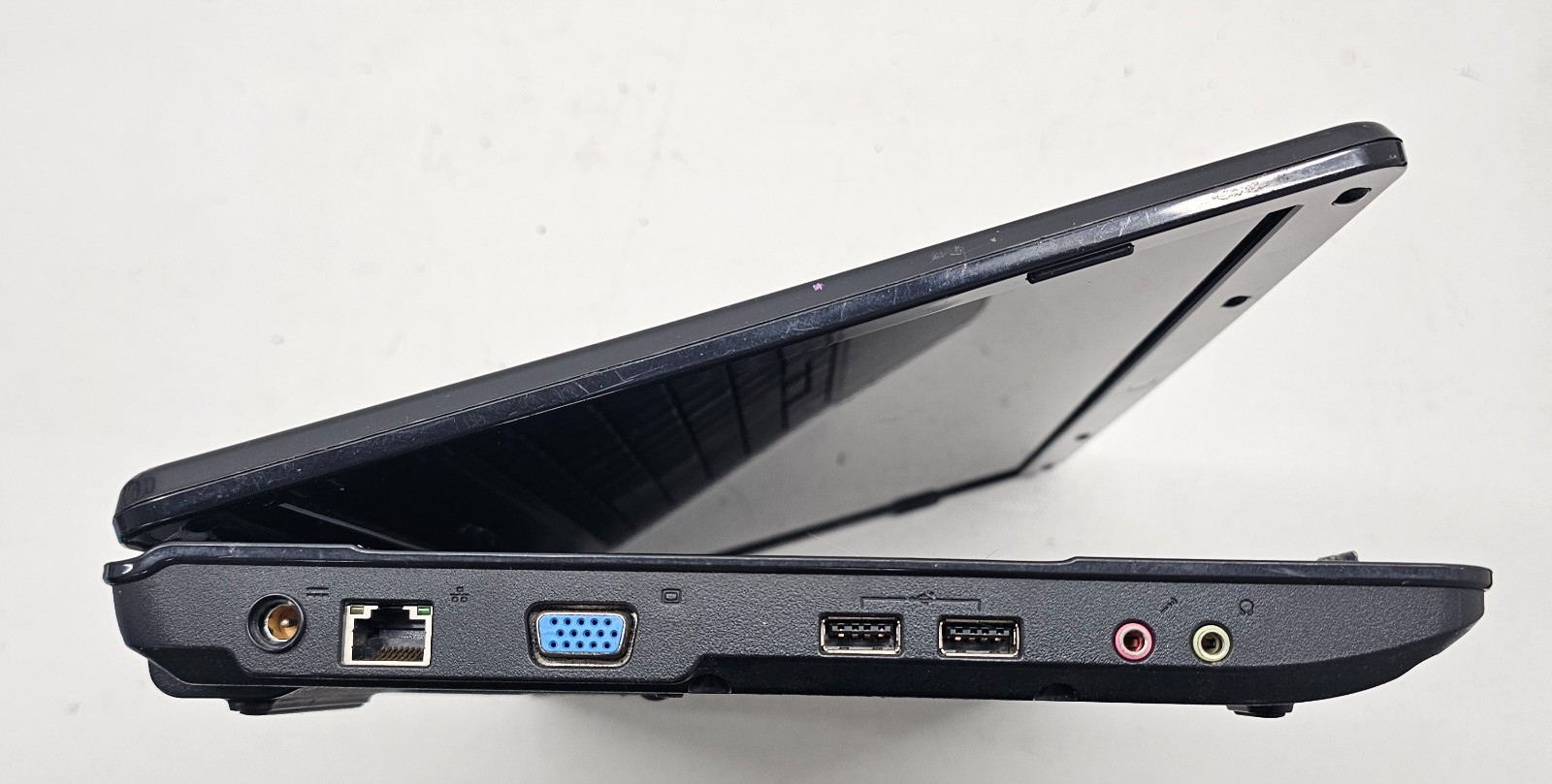 Acer Aspire 5517-5535 Laptop AMD Athlon TF-20 3GB Ram NO HD/OS (FL)