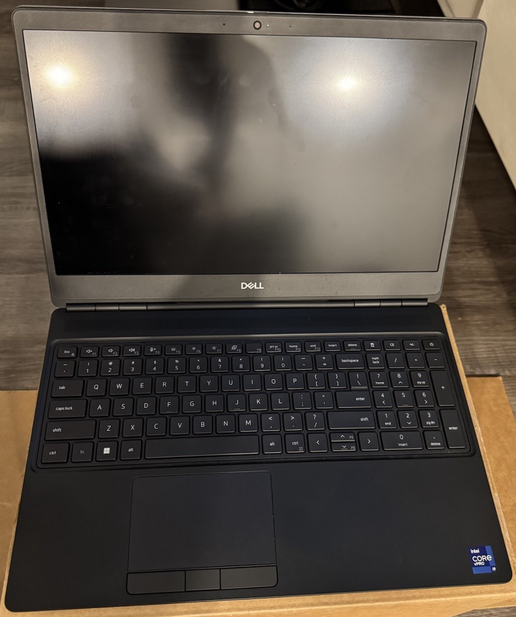 Dell Precision 7560 15.6″ i9-11950H 64GB RAM Intel UHD Graphics Silver NO SSD