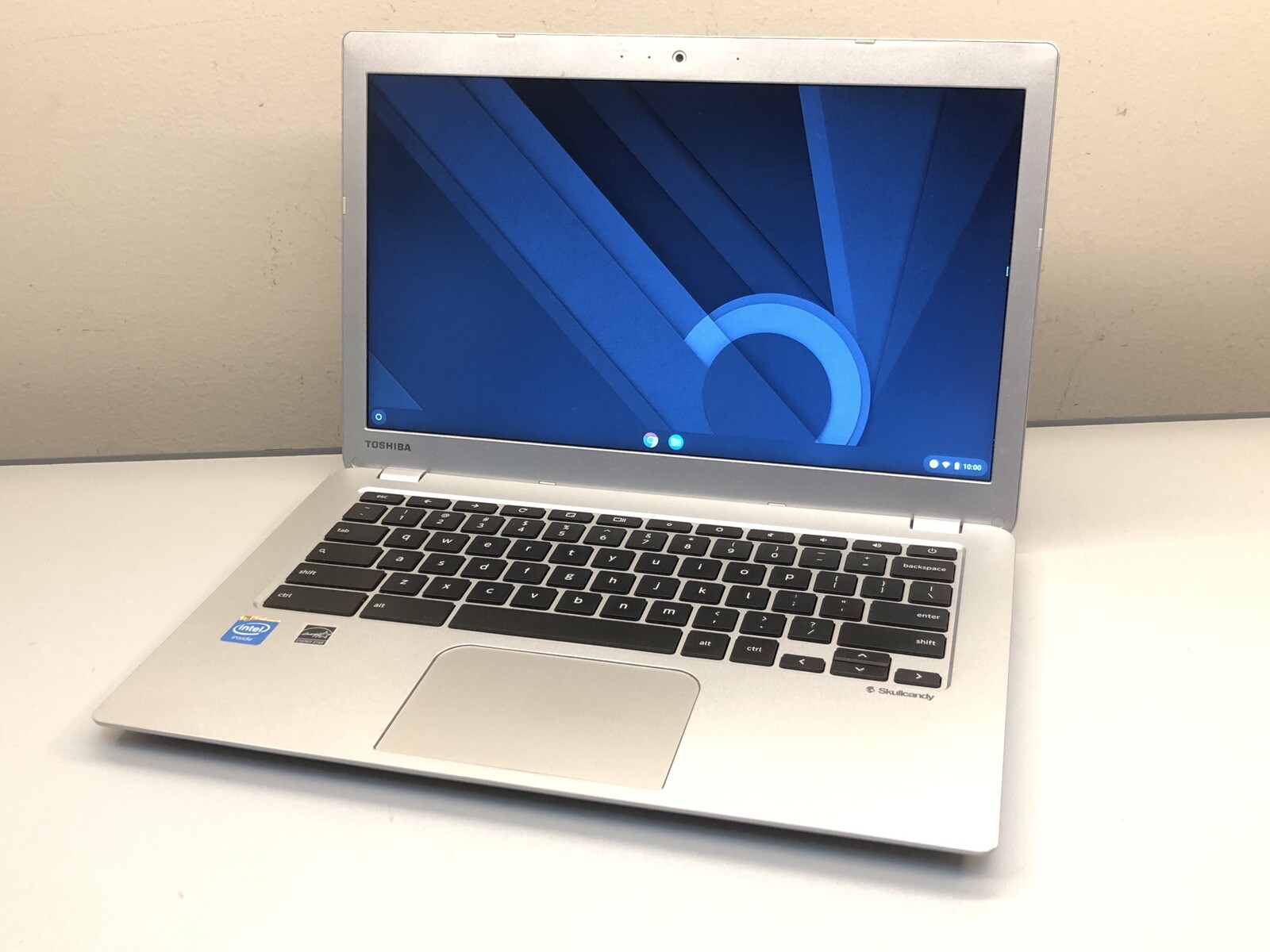 Toshiba CB35 Chromebook 2 13.3″ Intel N2840 2.16GHz 2GB RAM 16GB SSD ChromeOS