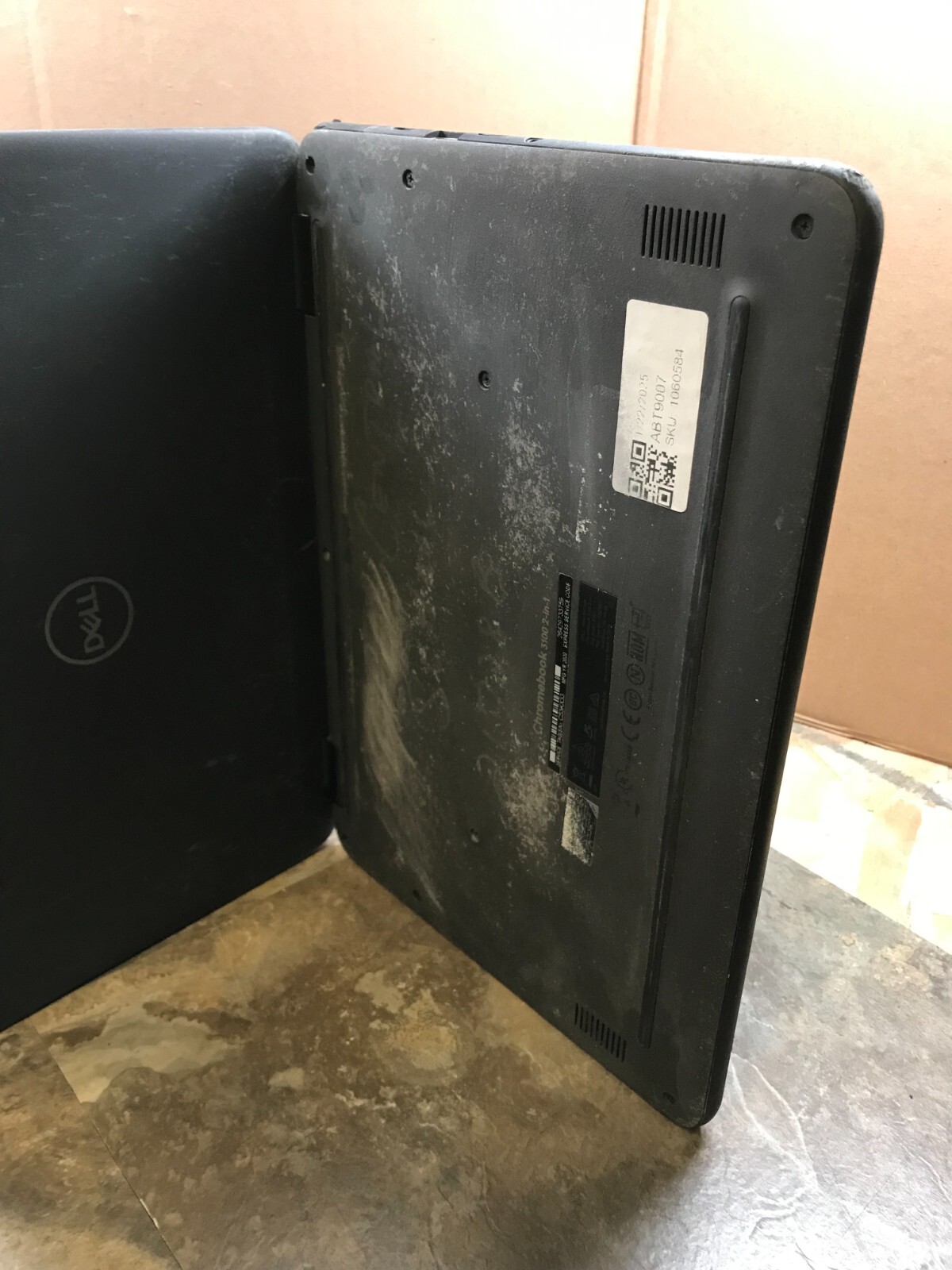 Dell Chromebook 3100 2in1 Touch Screen Intel Celeron 4GB RAM 32GB Touchscreen !!