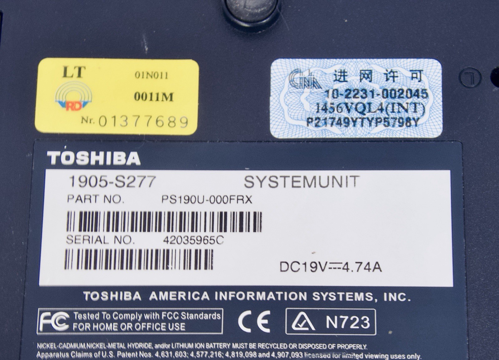 Toshiba Satellite 1905-S277 Vintage Laptop For Parts Untested