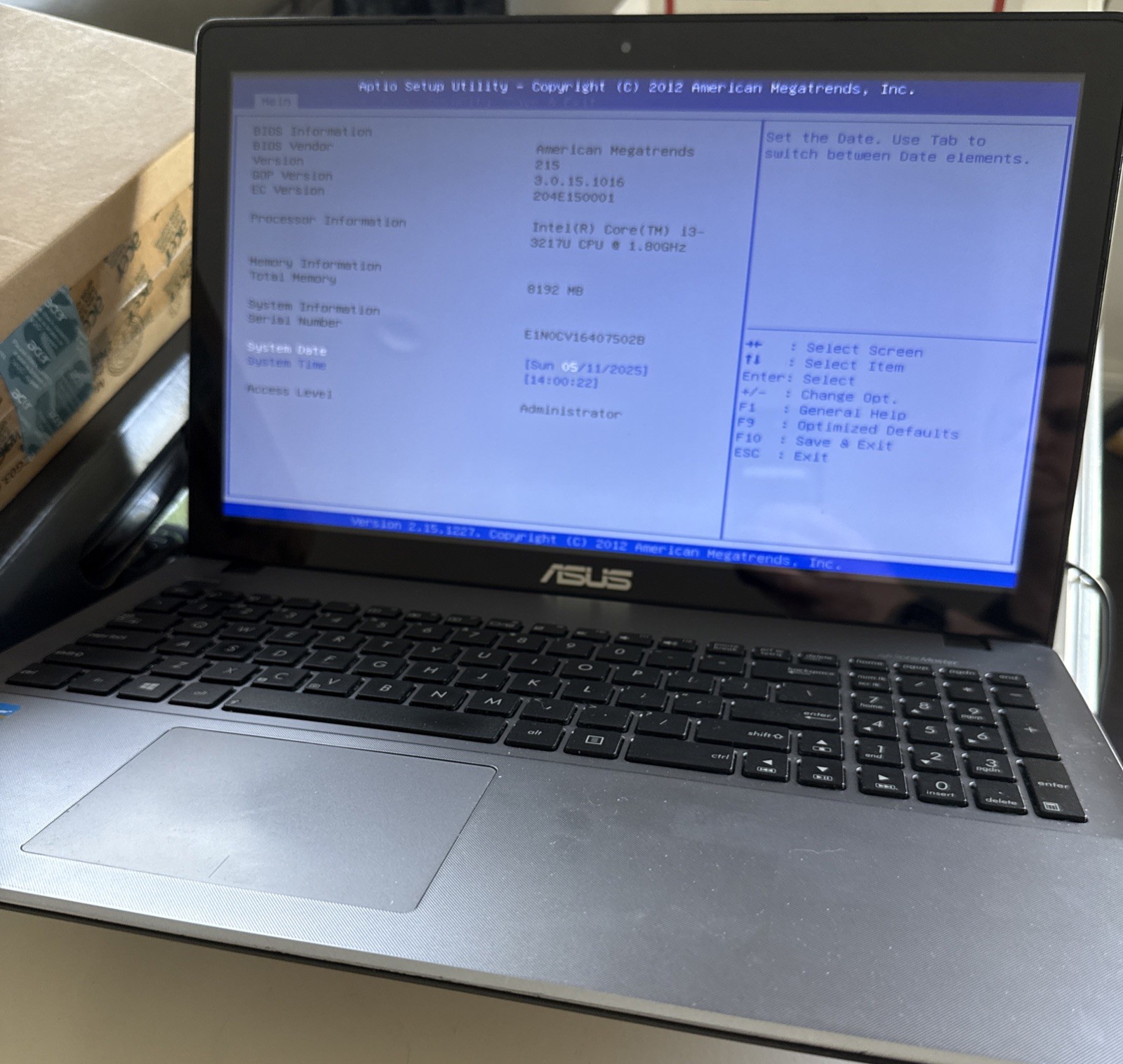 ASUS X550C 15.6 intel i3-3217U 1.8Ghz Ram DDR3 8GB SSD 120Gb OEM Adapter Win10 H