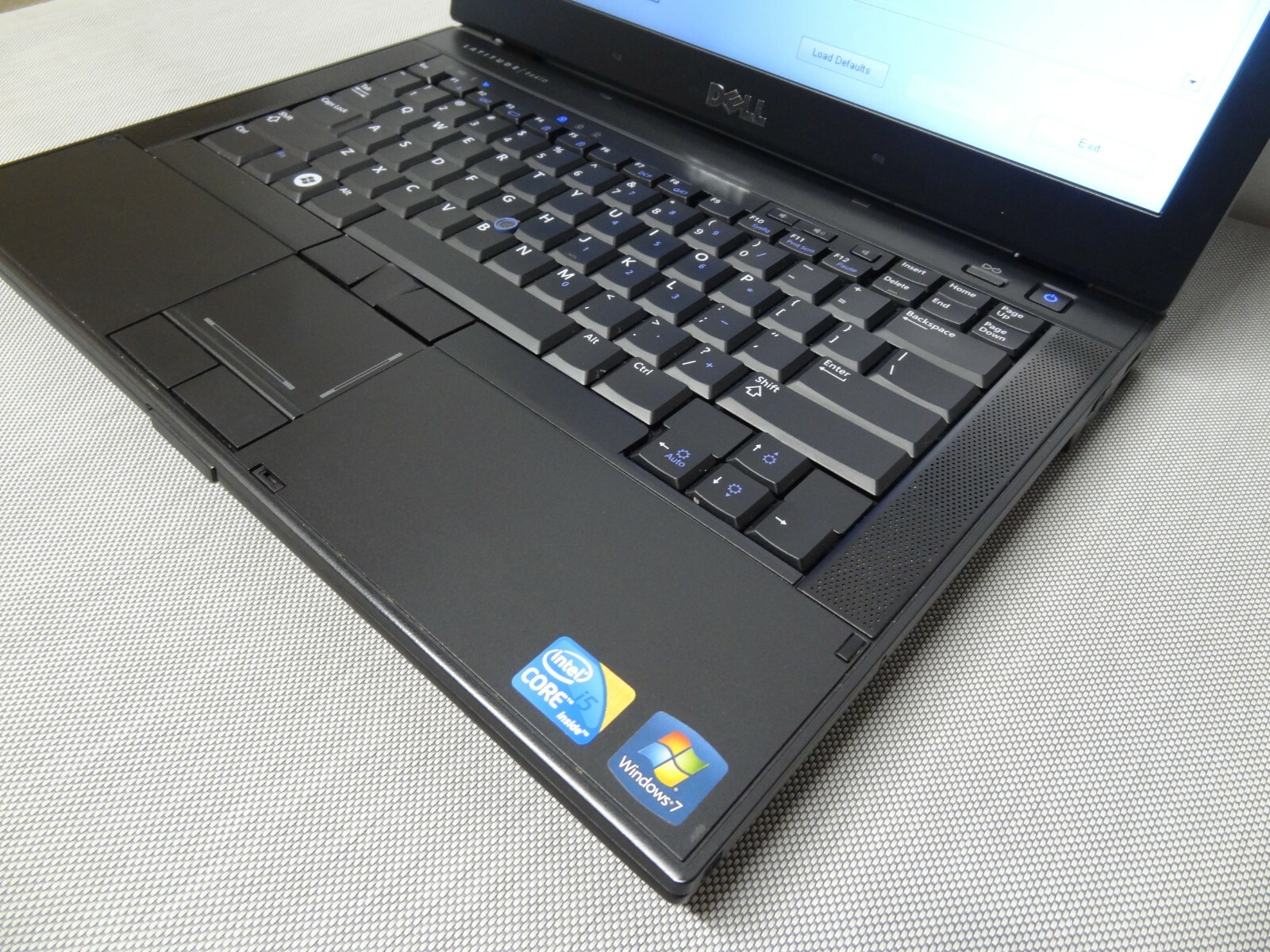 Dell Latitude E6410 Intel Core i5 M560 2.67GHz, 4GB RAM, 250GB HDD, No OS #149