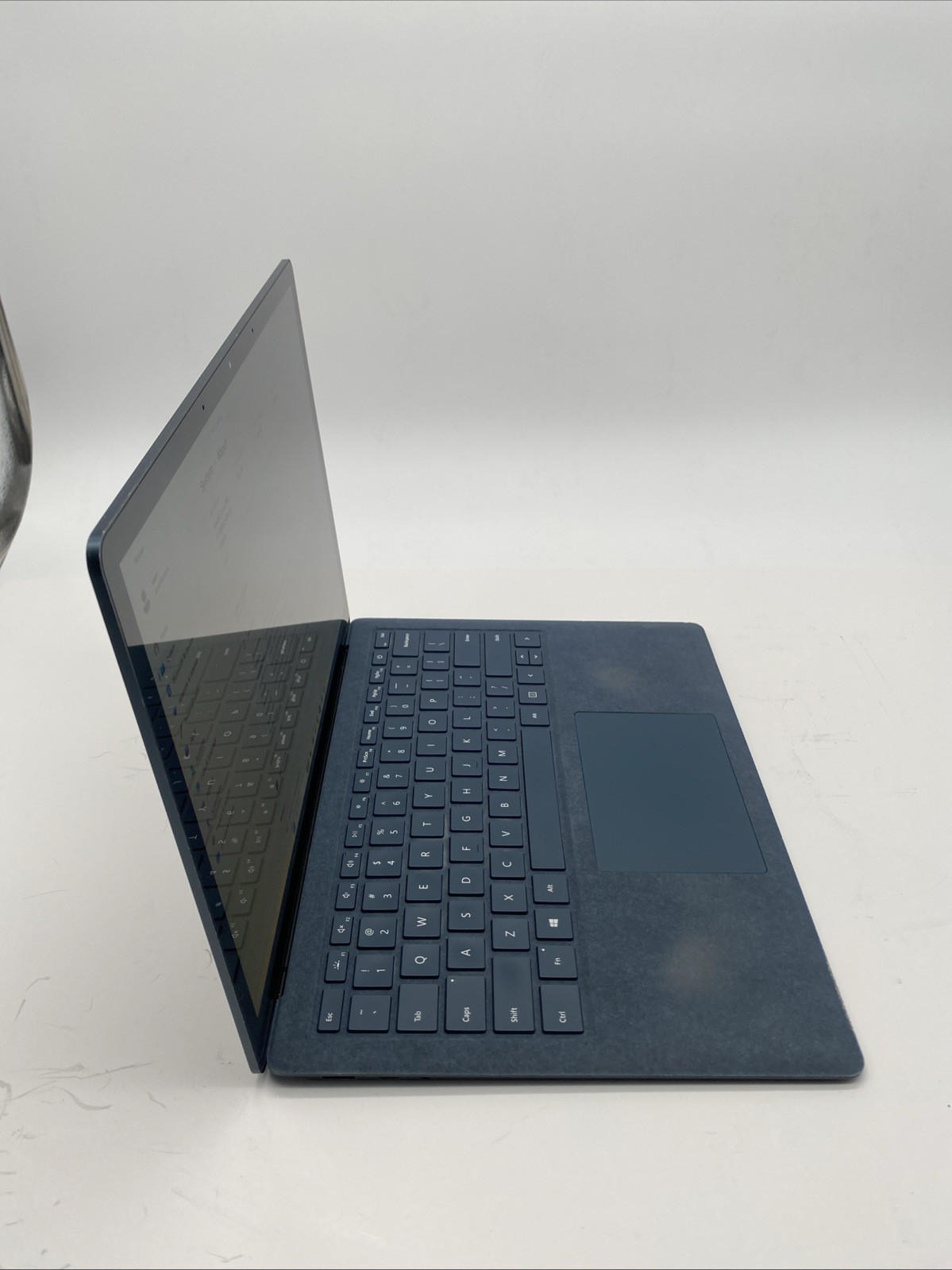 Microsoft Surface Laptop 3 Intel Core i7-1065G7 1.3GHz 16GB RAM 256GB SSD W11P