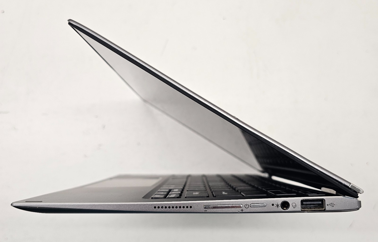 Acer Spin 1 SP111-32N-P6CV Laptop Intel Pentium N4200 NO RAM/HD/OS/POWER (FL)