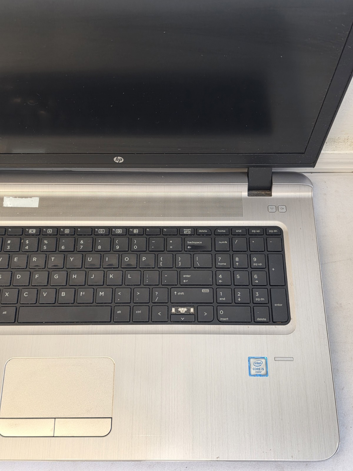 HP ProBook 470 G3 Laptop – Intel i5-6200u 8GB RAM 1TB HDD BAD BATT Win 10 – READ