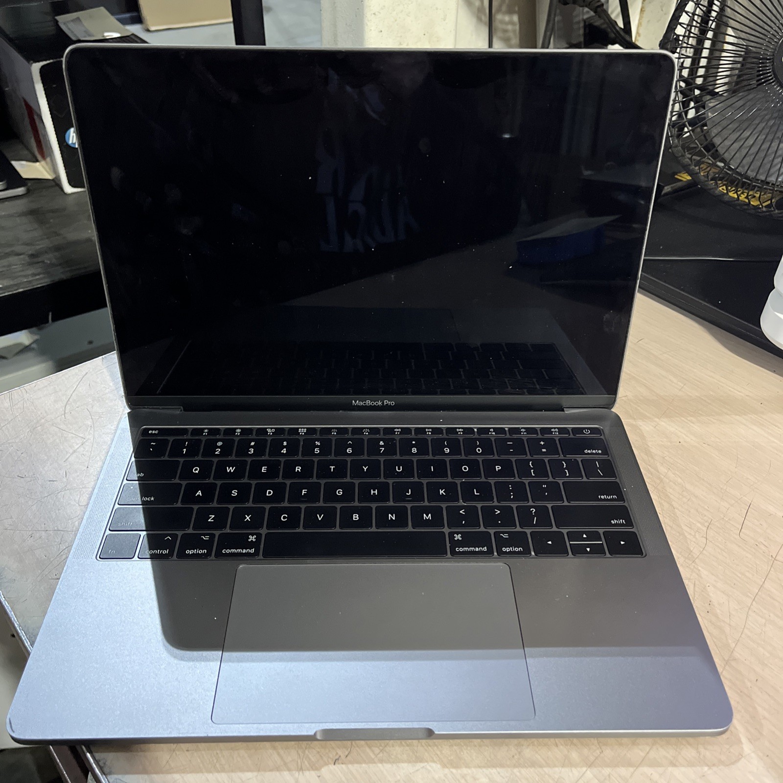 APPLE MACBOOK PRO 13″ MID-2017 CORE I5-7360U 2.3GHZ 8GB RAM NO HD