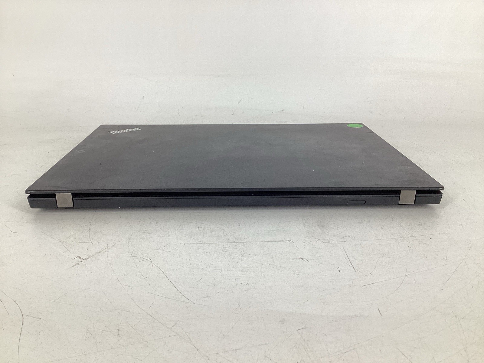 Lenovo ThinkPad T14 Gen 2 14″ (i5-1145G7 @2.4GHz, 8GB RAM, No SSD/OS) *Read