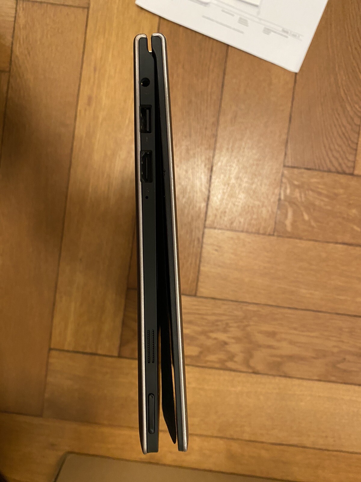 Lenovo Ideapad yoga 11 (11.9 inch LED, 1.3 GHz CPU, 2GB RAM, 64GB SSD, Win8 RT)