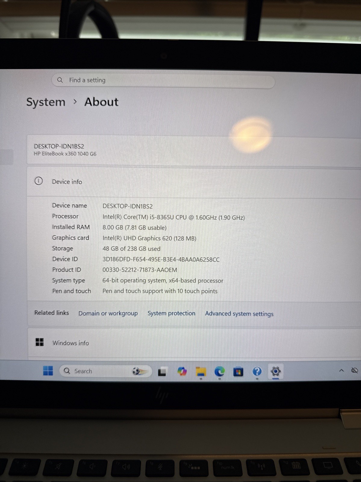 HP EliteBook x360 1040 G6 (Intel Core i5 8th Gen @ 1.60GHz, 8GB RAM, 256GB SSD)