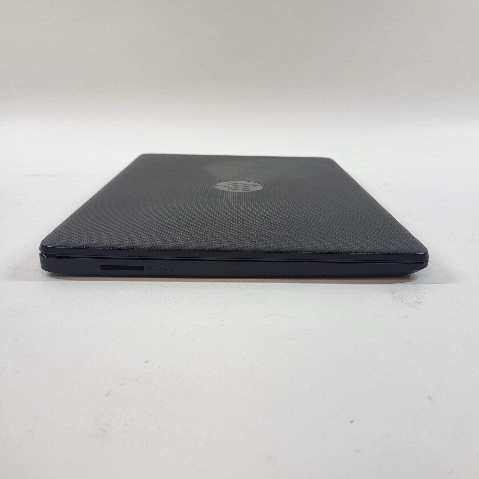HP Blacktop 14-FQ0XXX 14″ AMD 3050U 2.3GHz 4GB RAM 128GB SSD