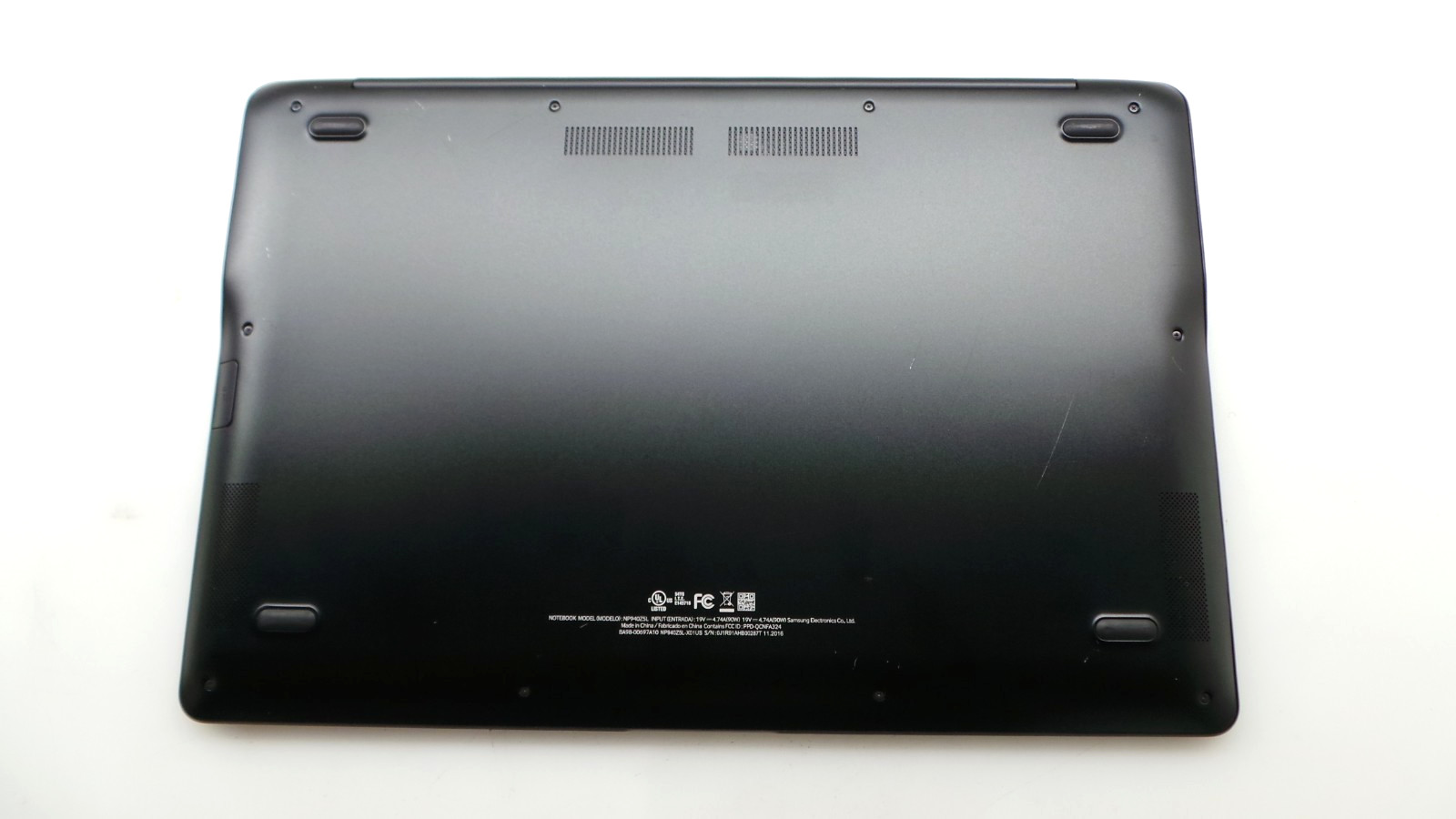 Samsung Notebook NP940Z5L | 15.6″ | i7-6700HQ | 8GB 256GB SSD | Touchscreen