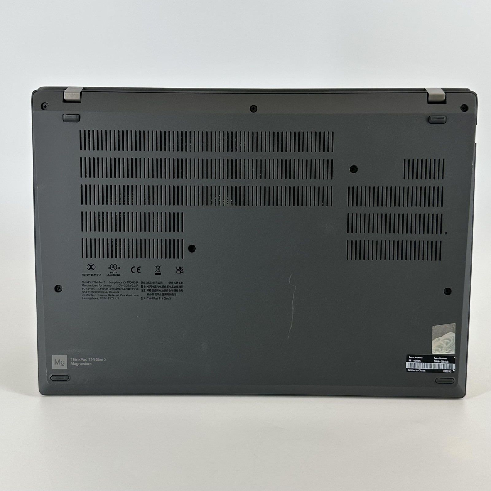 Lenovo ThinkPad T14 Gen 3 Black FHD+ 2.1 GHz i7-1260P 16GB 512GB SSD Very Good