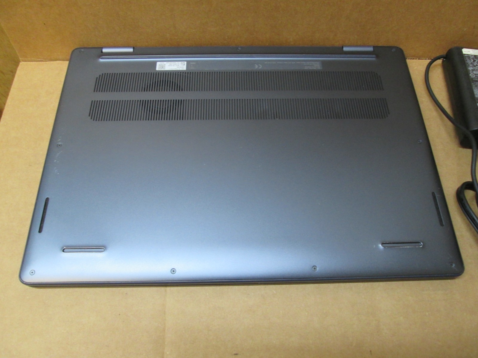 Dell 16 Plus 2-in-1 (DB06250) – Intel Core Ultra 9 288V – 32GB Ram – 1TB SSD