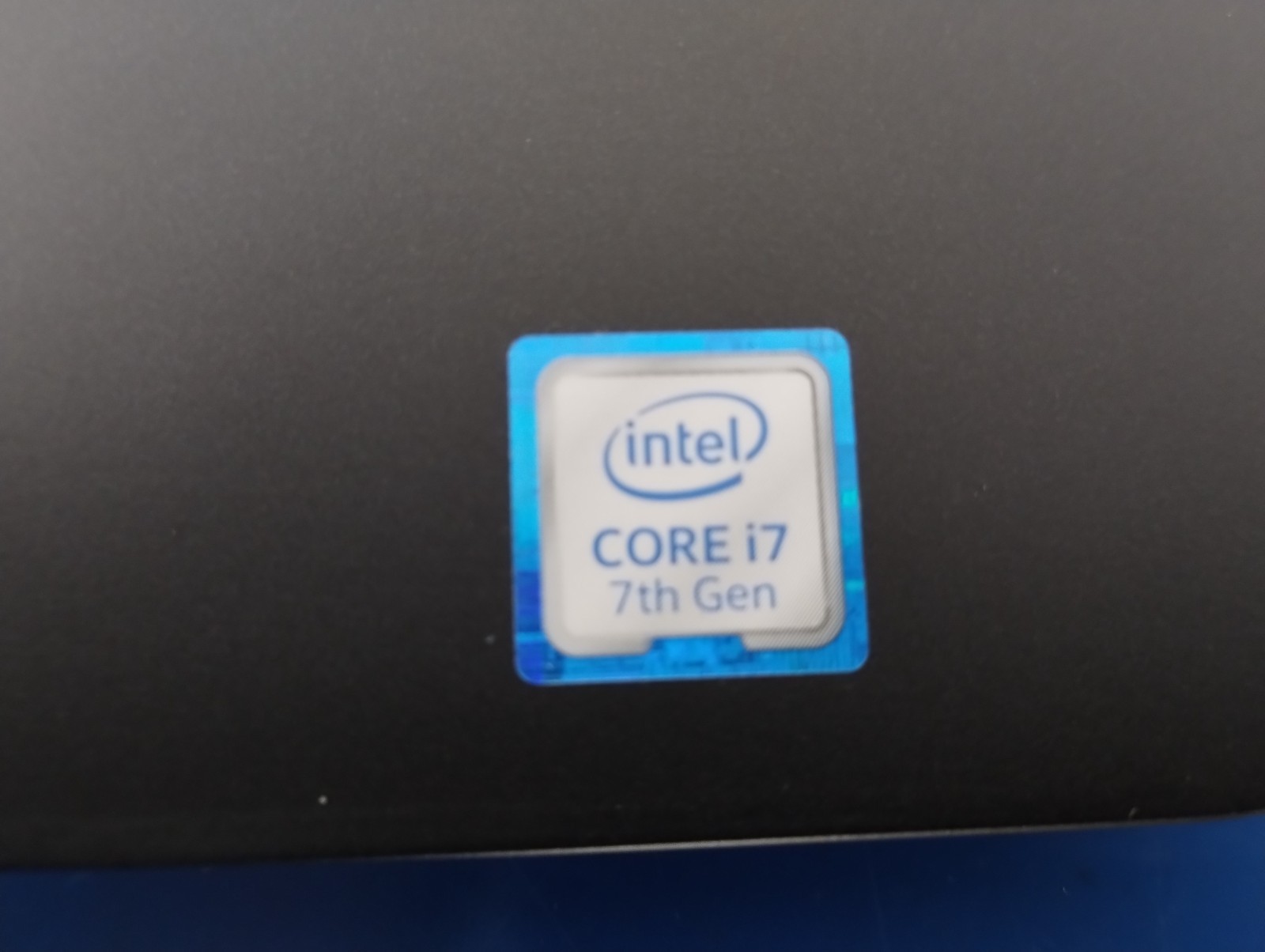 Dell Latitude 5580 15.6″ Intel Core i7-7820HQ 2.90GHz 20GB Ram 256GB SSD Laptop