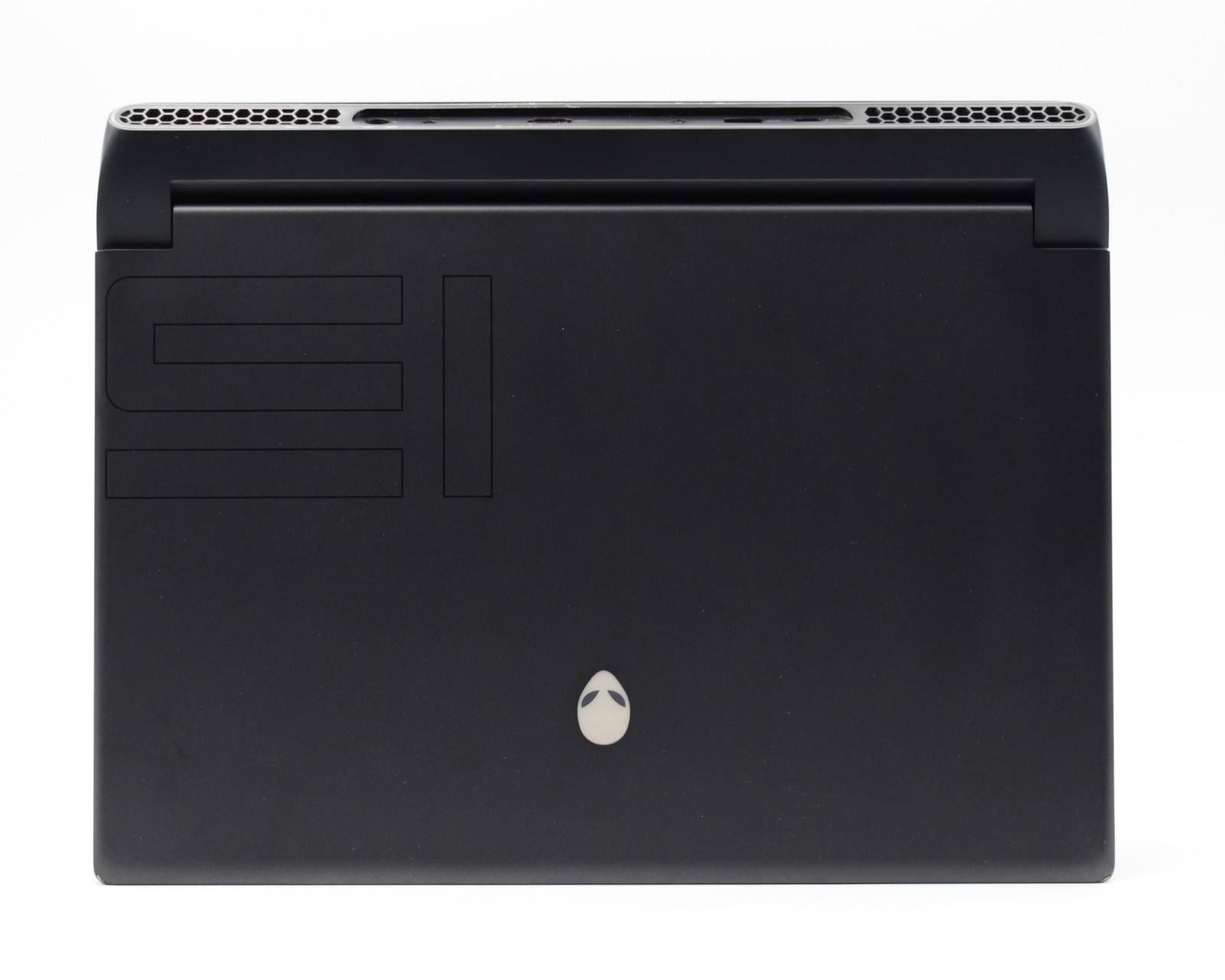 Alienware m15 R6 15.6″ – i7 – 16GB RAM – 1.5TB SSD – RTX 3060 – (UPGRADED SSD)