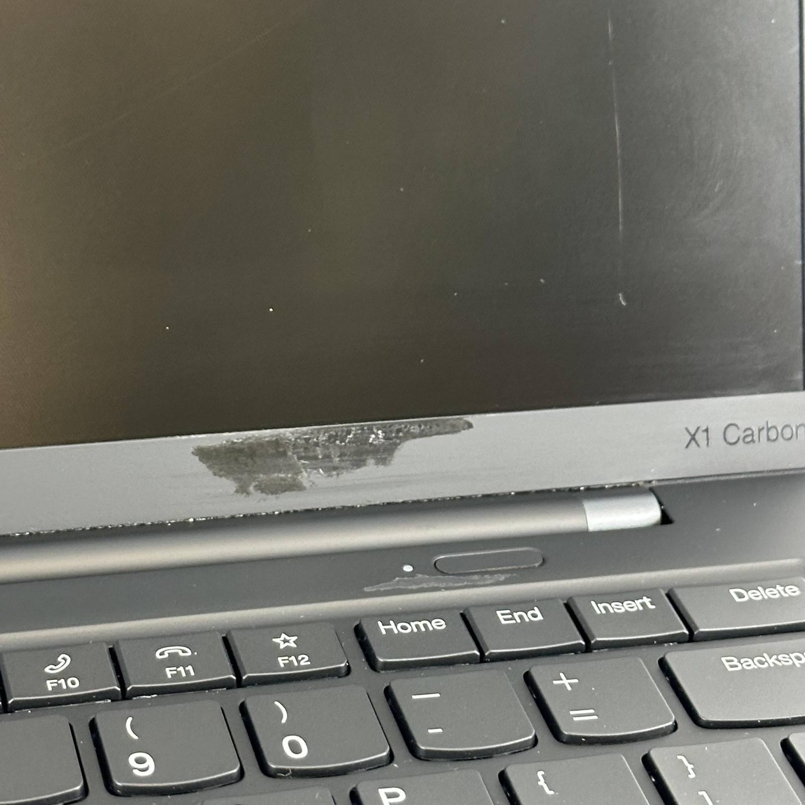 Lenovo ThinkPad X1 Carbon Gen 10 14 FHD+ TOUCH 2.1 GHz i7-1260P 16GB 512GB SSD