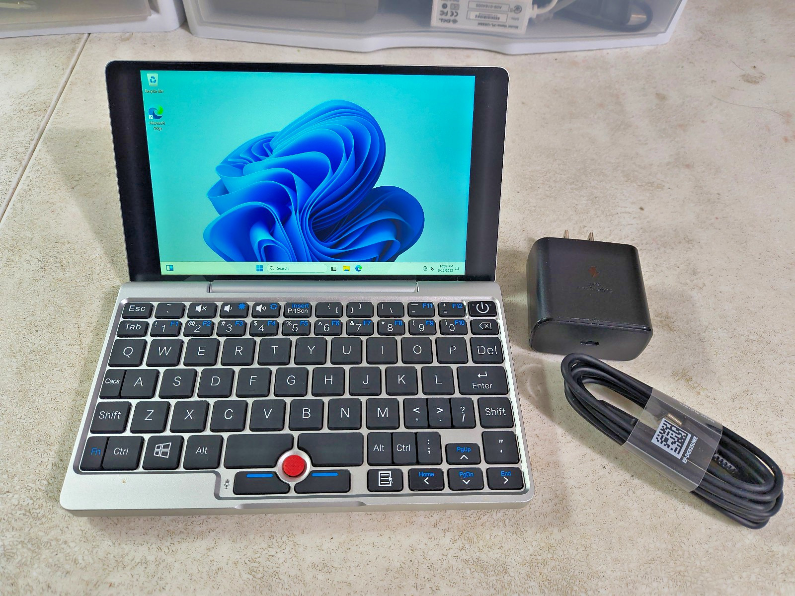 GPD POCKET UMPC Portable Laptop PC X7-Z8750 8GB 128GB SSD Window 11 Pro USA Ship