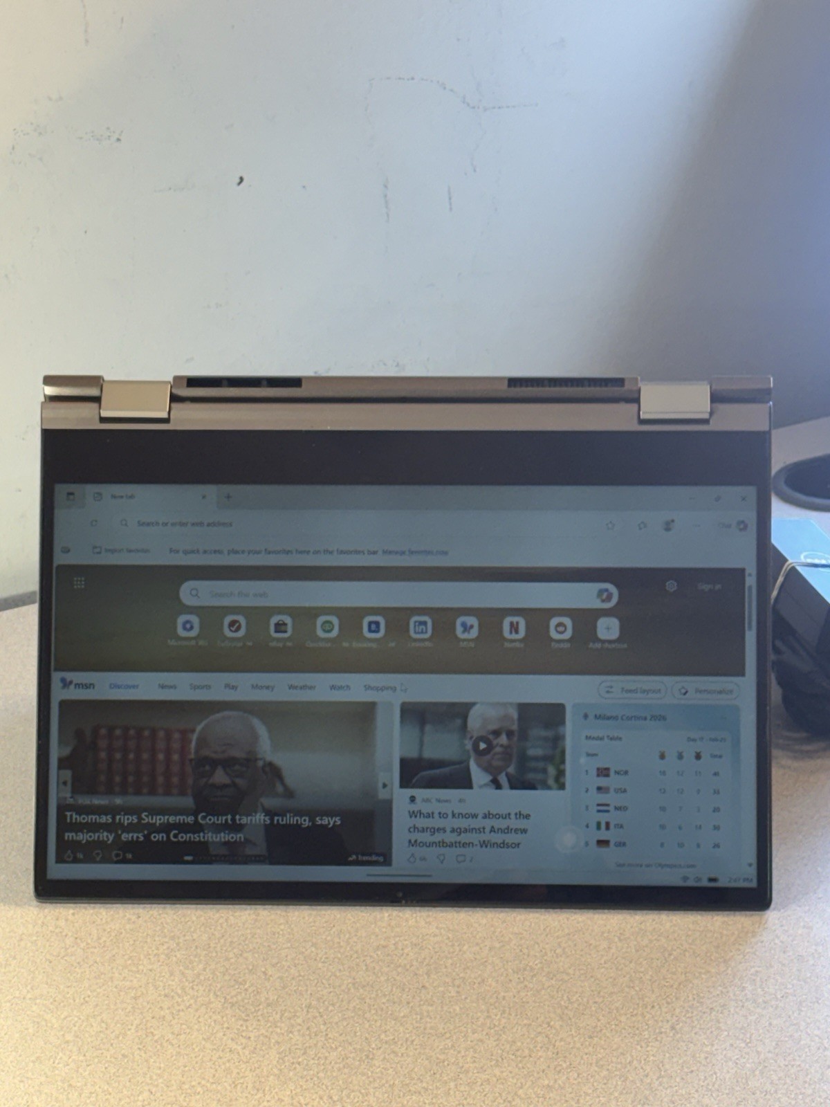 Dell Inspiron 14” 7000-2-in-1 Ryzen 5 4500U 2.38 GHz 16GB RAM/1.TB SSD Touchscre