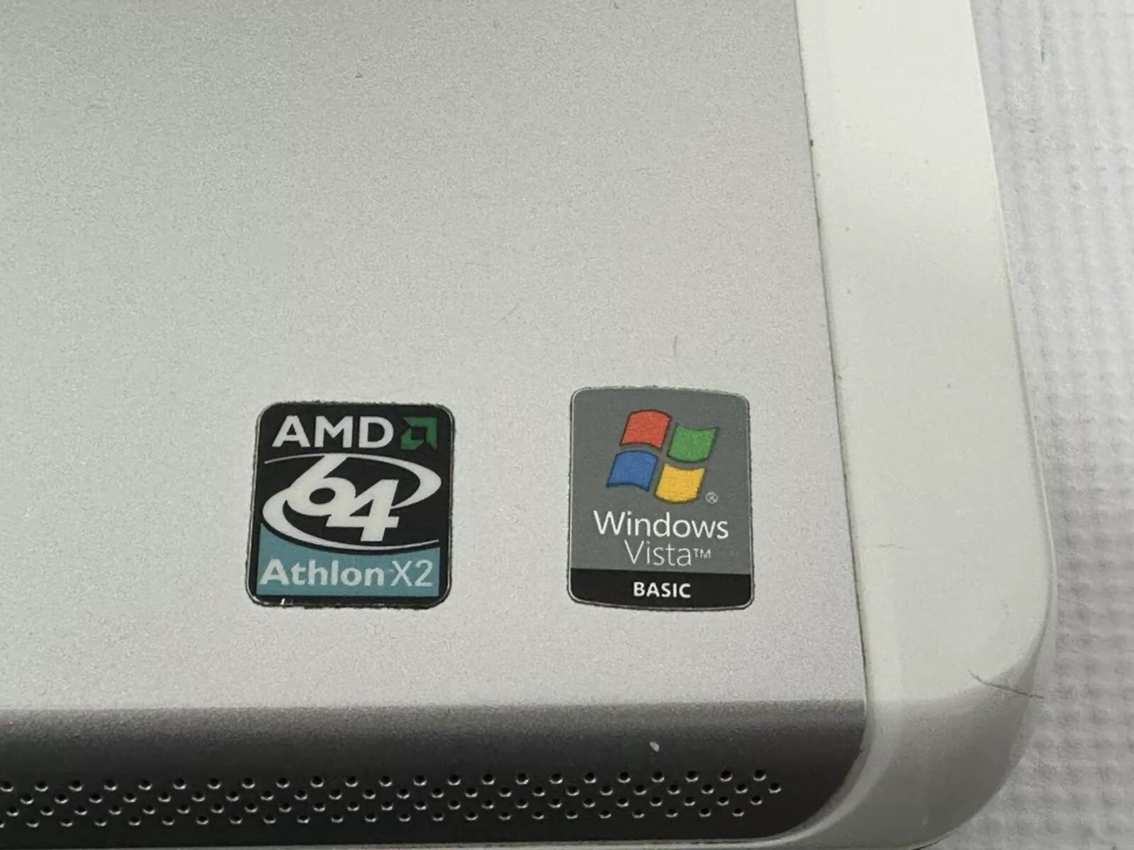 Dell Inspiron Laptop 1501 AMD ATHLON 64×2 2GB RAM 120GB HDD For Parts Repair