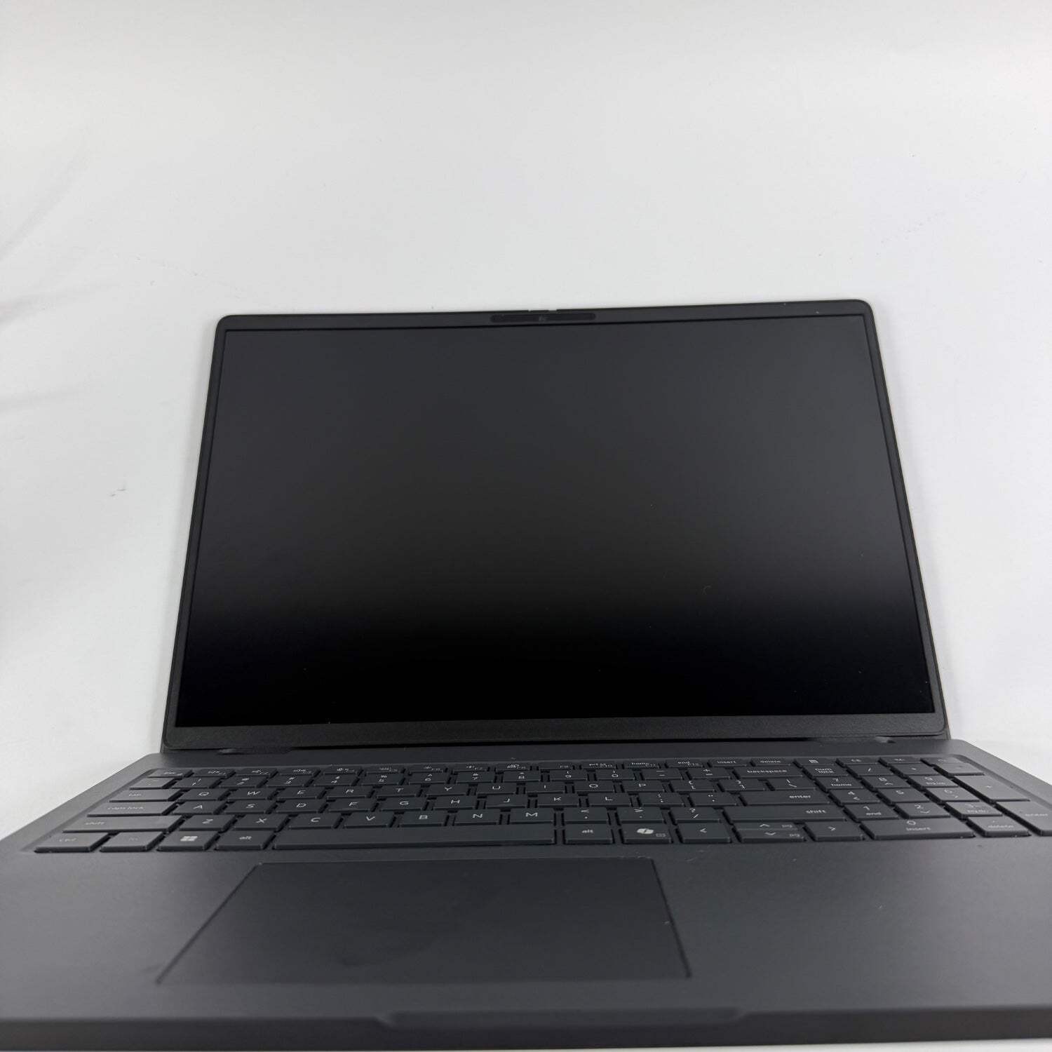 Dell Pro 16 PC16250 16″ Core 7 150U 2.0GHz 16GB RAM 256GB SSD