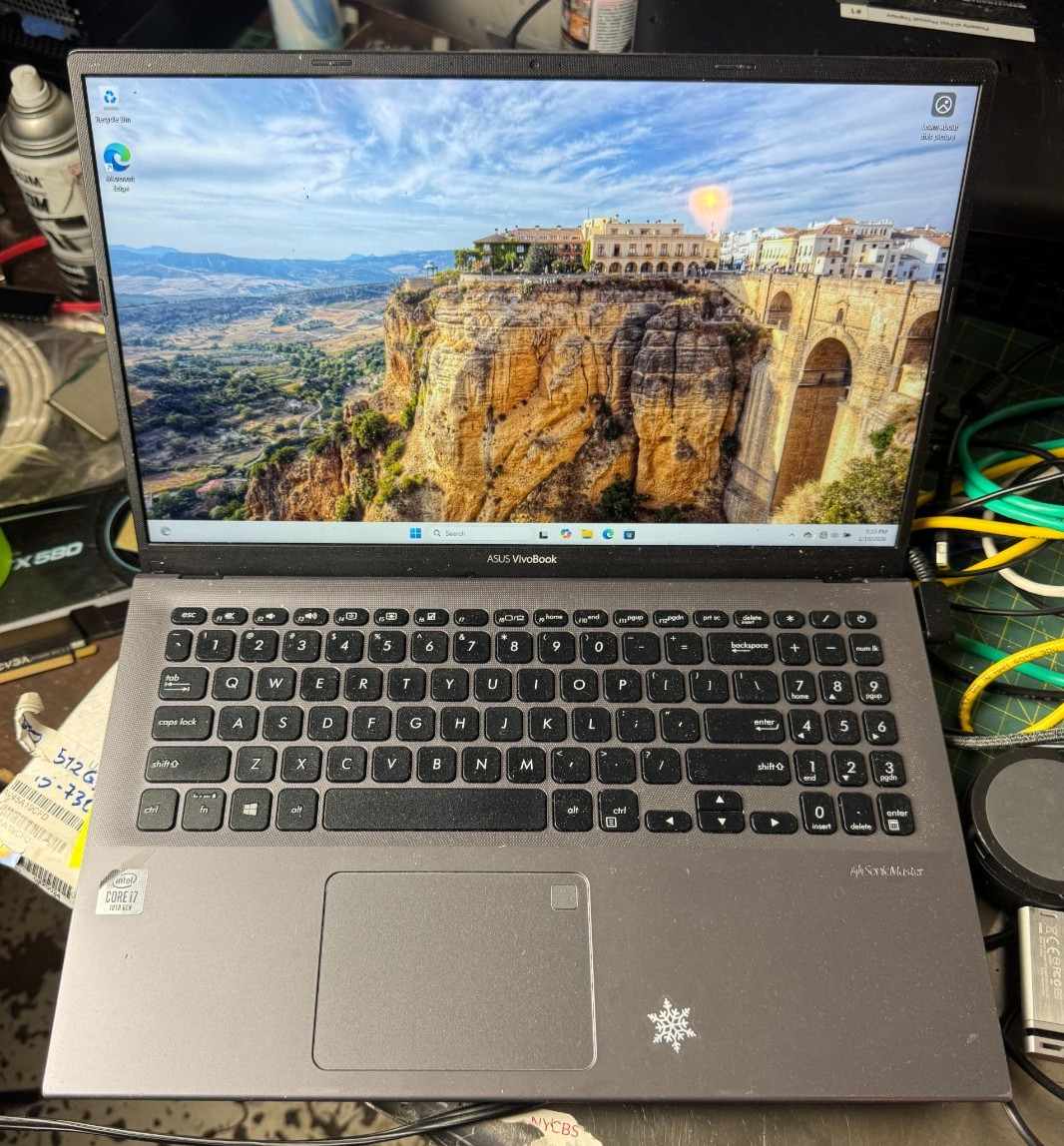 ASUS VIVOBOOK X512J Core i7-1065G7, 12GB RAM, 256GB SSD, Win11 *READ #4228