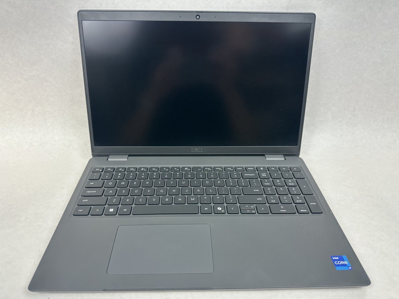 Dell Latitude 3550 _ 16GB RAM _ 256GB SSD _ 15.6″ FHD _ Intel Iris Xe _ Intel i7
