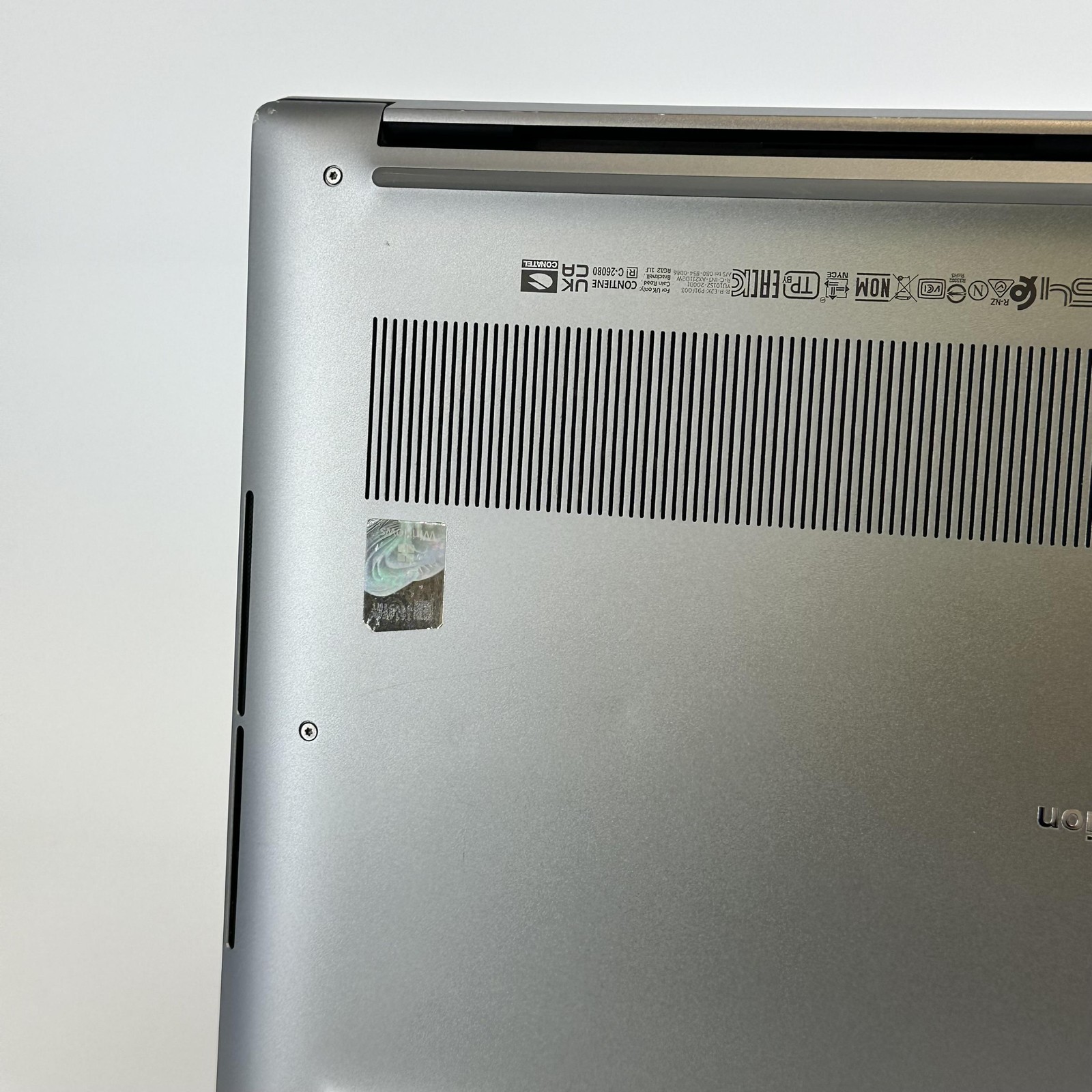 Dell Precision 5570 15.6 FHD+ 2.3GHz i7-12700H 32GB 512GB RTX A1000 BENT FRAME