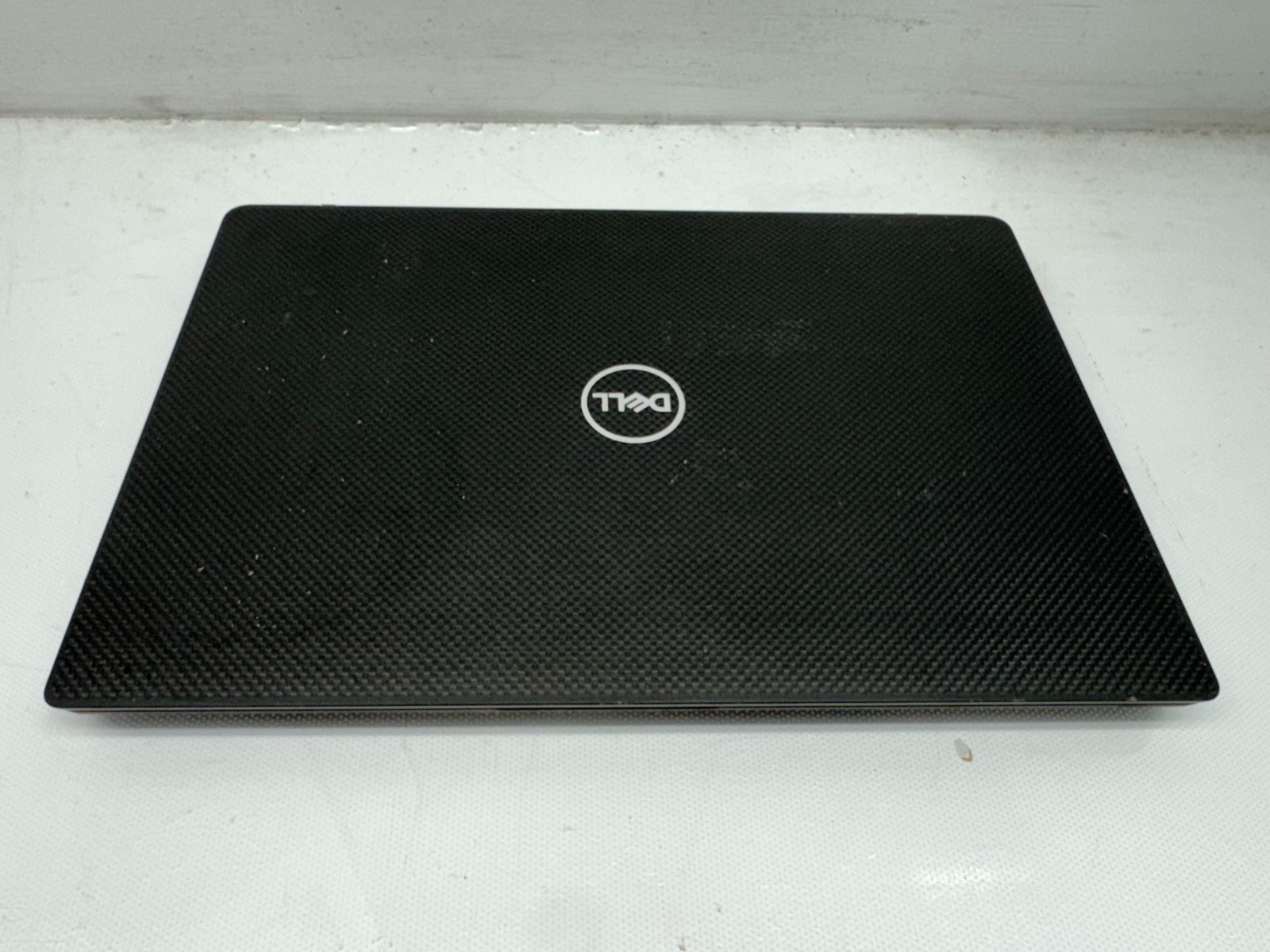 Dell Latitude 7400 14″ FHD i7-8665U@1.9GHz 16GB RAM 256 SSD Windows 11 Black