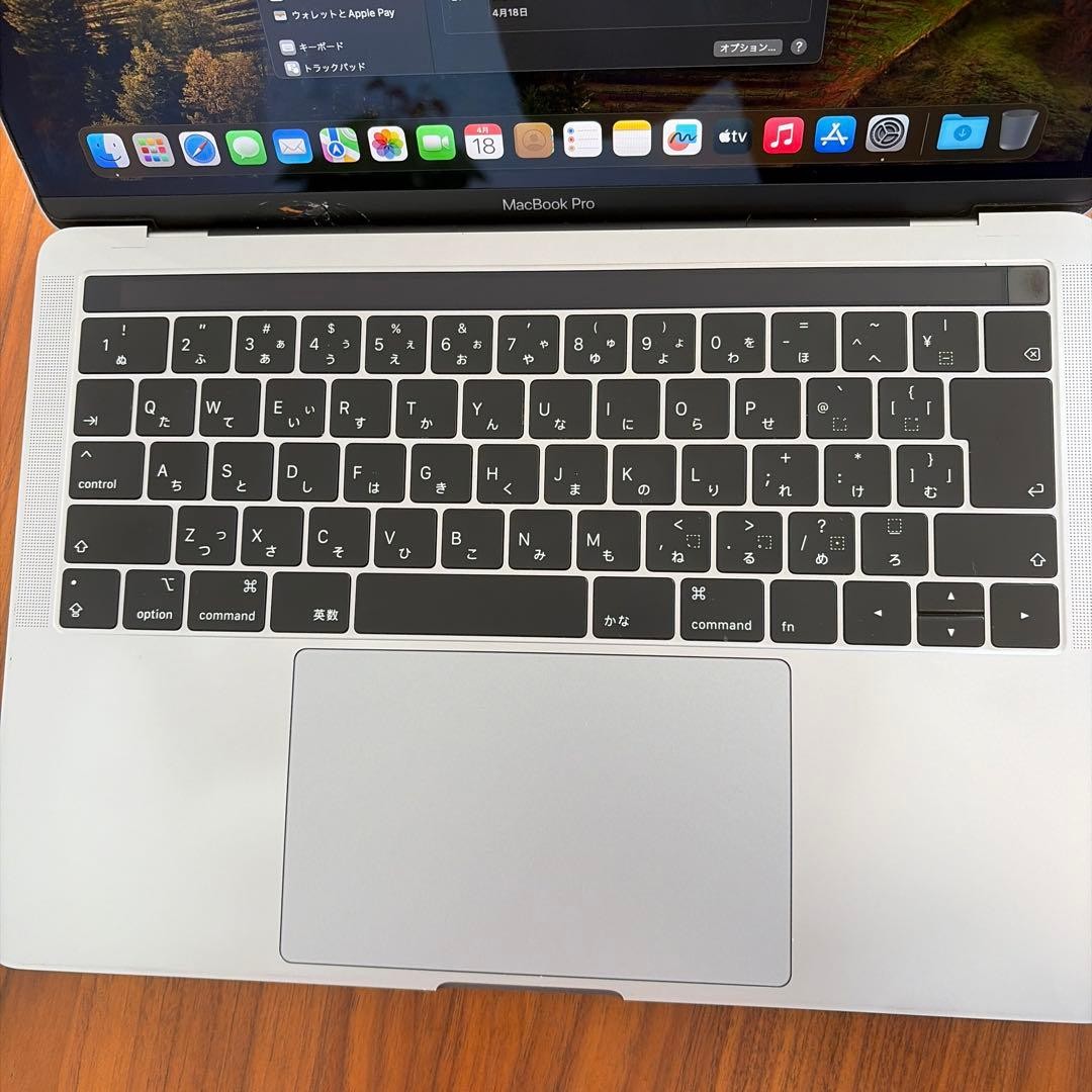 Apple MacBook Pro 13 inch Sonoma Laptop Working Noisy Fan Scratches japan