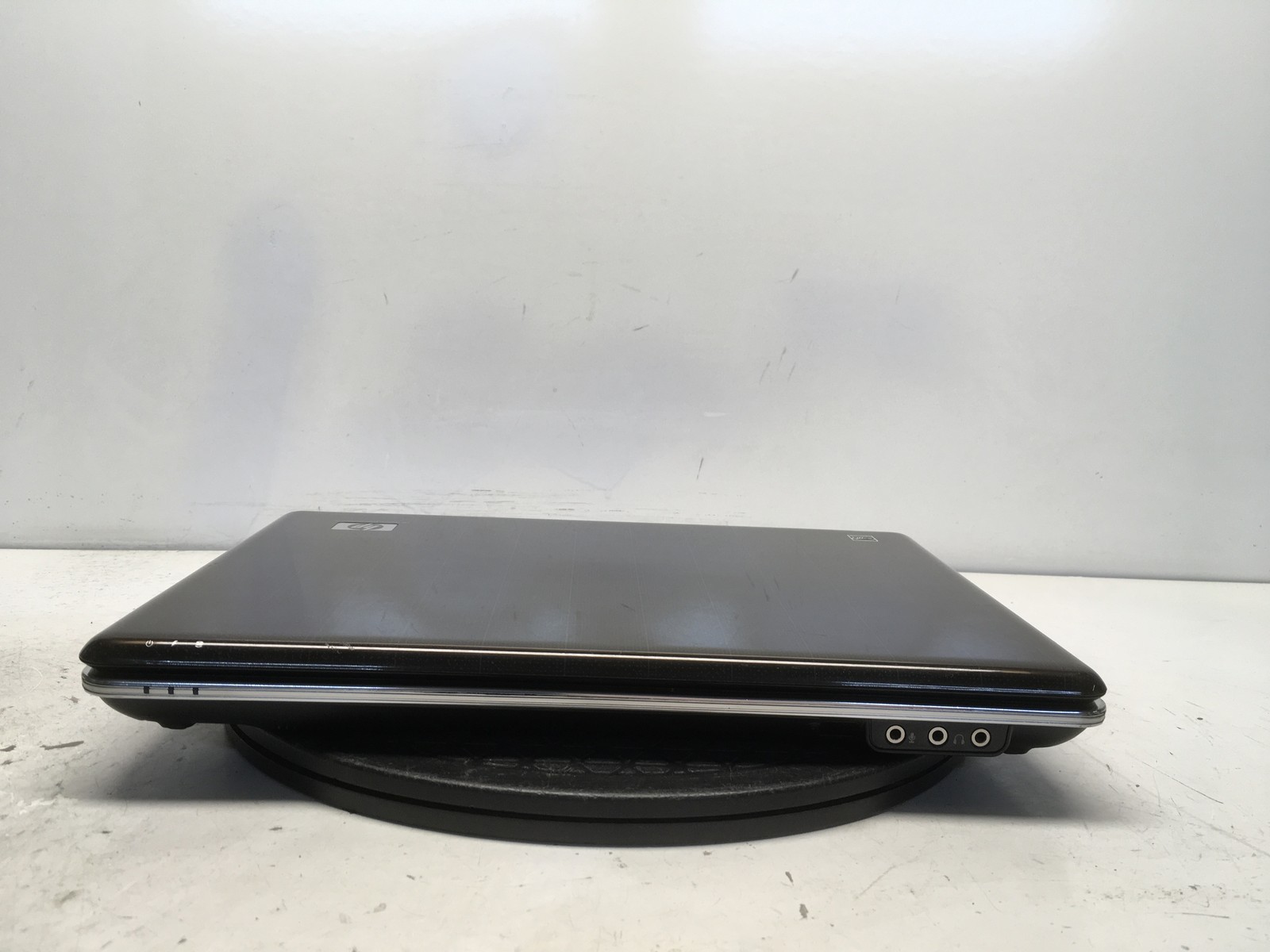 HP Pavilion DV4-2165DX Intel i3-M330 2.13GHz 4 GB NO HDD No Batt