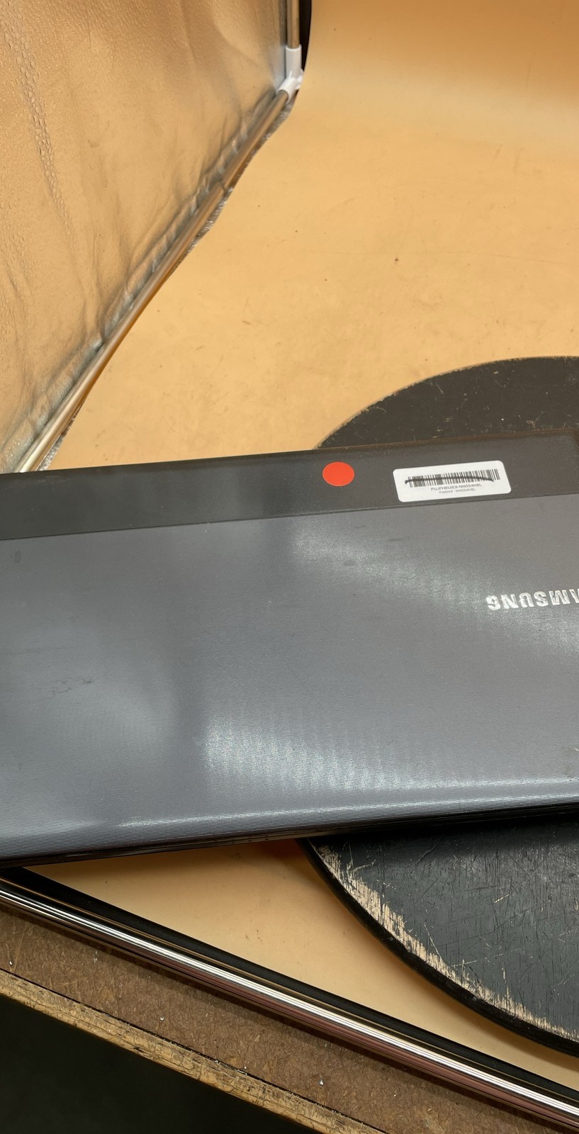 Dell Latitude D630 14.1” & Samsung NP300E5C 15.6” No HDD for Parts/Repair