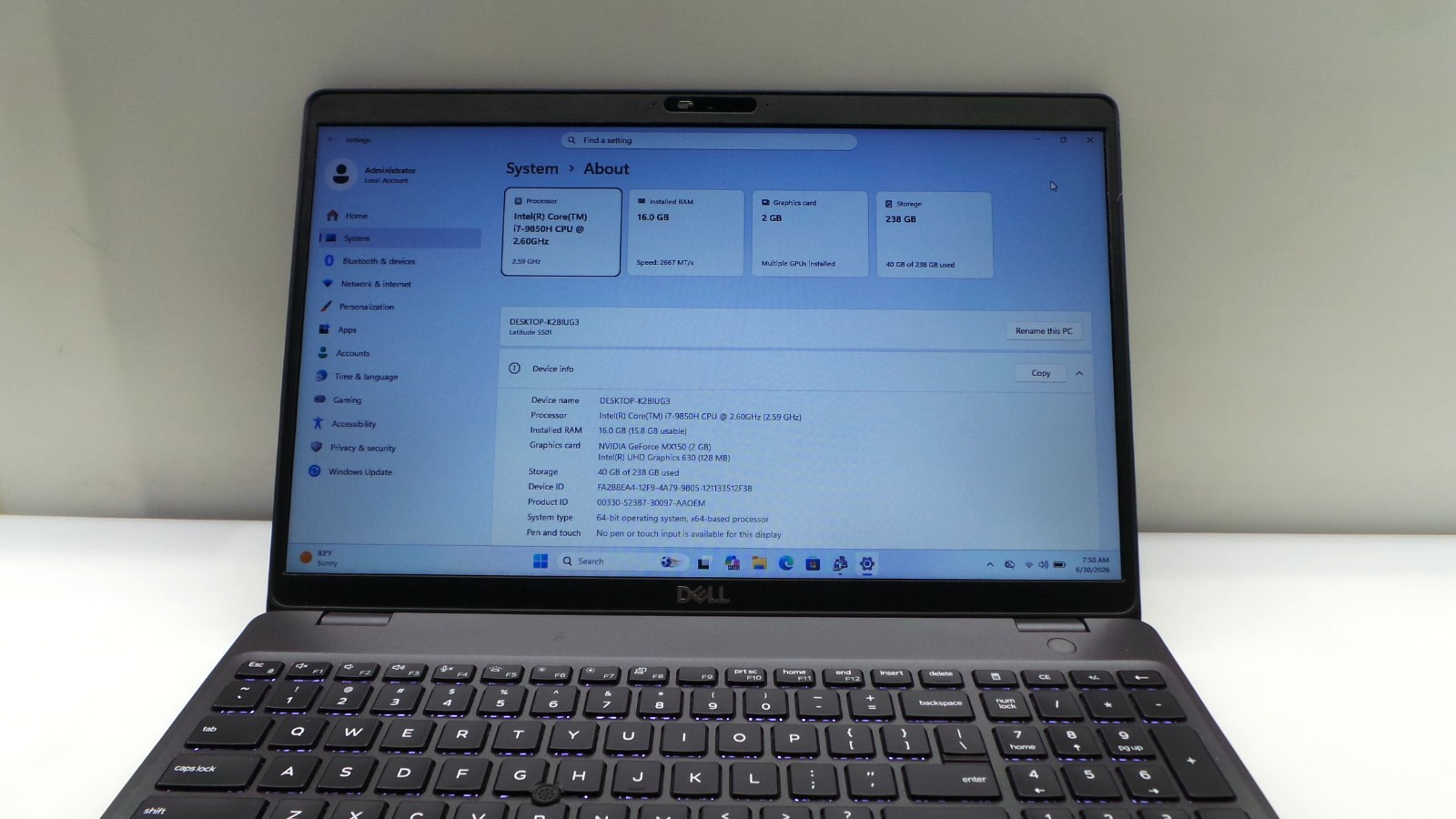 Dell Latitude 5501 15.6″ | i7-9850H 2.60GHz | 16GB RAM 256GB NVMe | WIN 11 PRO