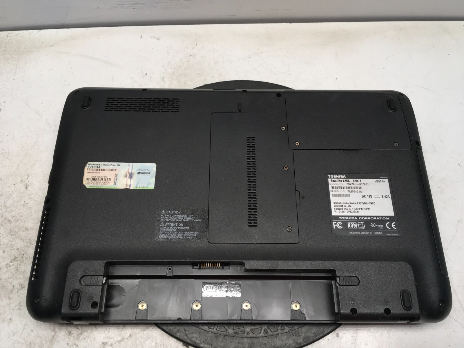 Toshiba Satellite L655-S5071 Intel i3-M350 2.27GHz 8 GB NO HDD