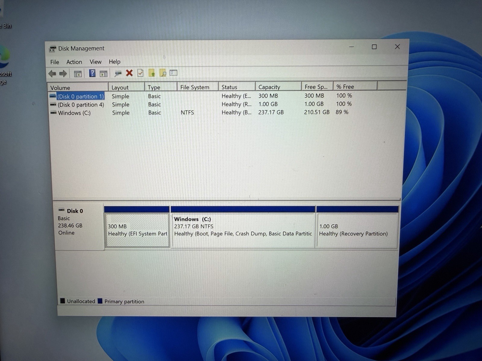 Dell Latitude 3510 15.6″ Intel i5-10210U 1.60GHz 16GB RAM 256GB SSD Windows 11P