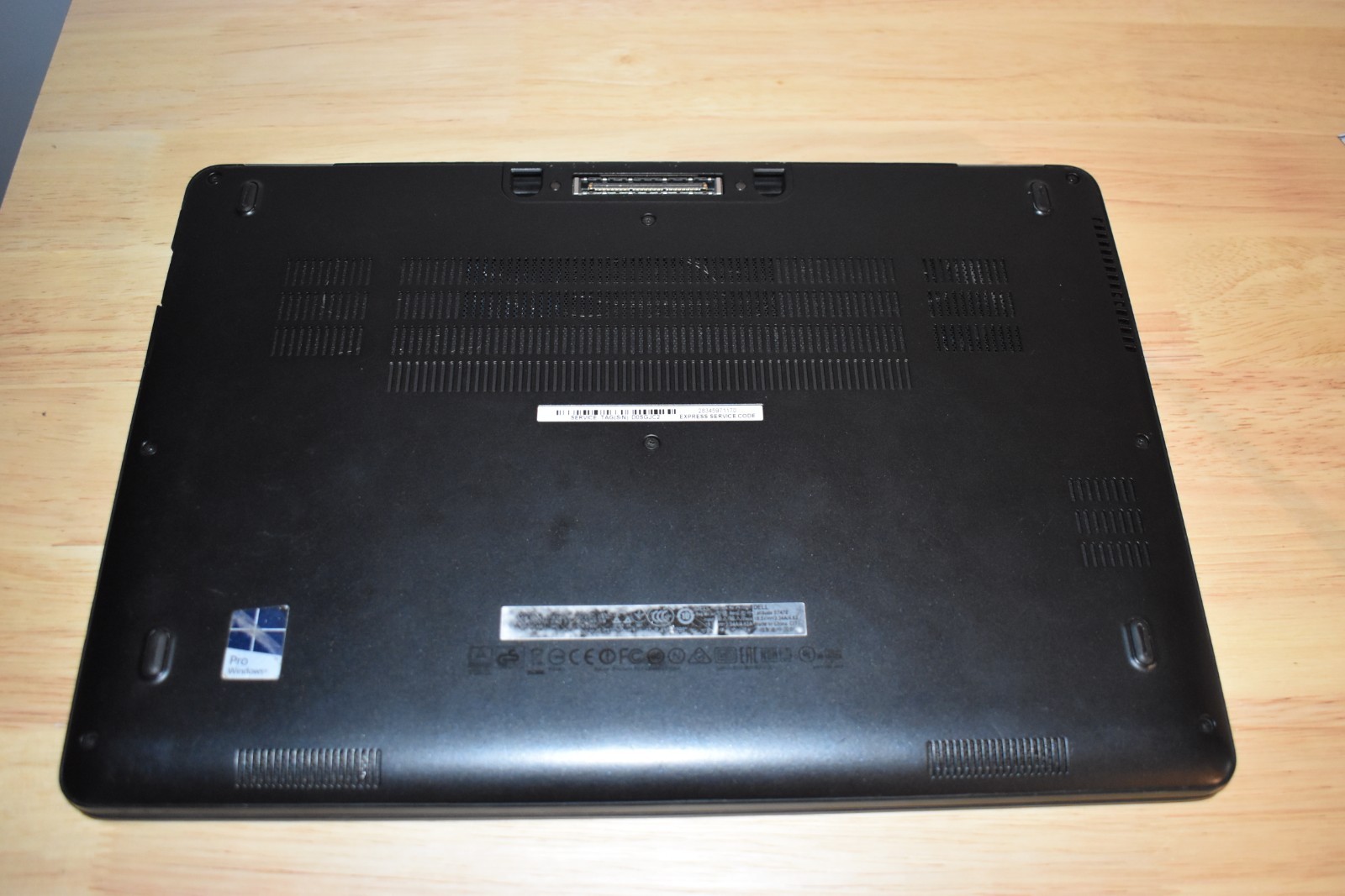 Dell Latitude E7470 Intel Core i7-6600U 2.6GHz 4GB RAM 128GB SSD Windows 10 Pro