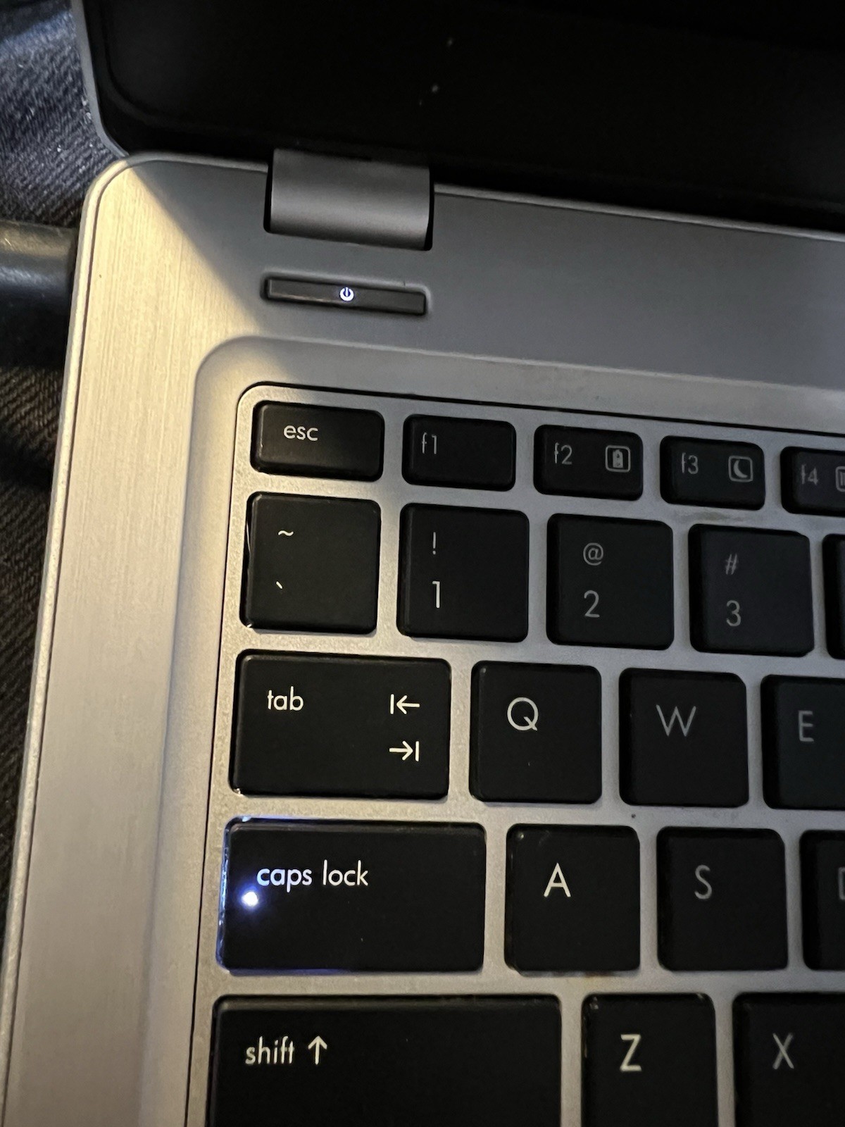 HP EliteBook Folio 9480m Intel Core i7 256GB WIN 10 For Parts Only Broken!!