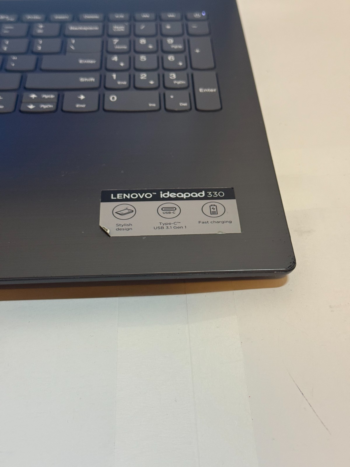 Lenovo IdeaPad 330 AMD Ryzen 3-2200U 12GB Ram 1TB HDD DVD-RW Radeon Win 11 S4