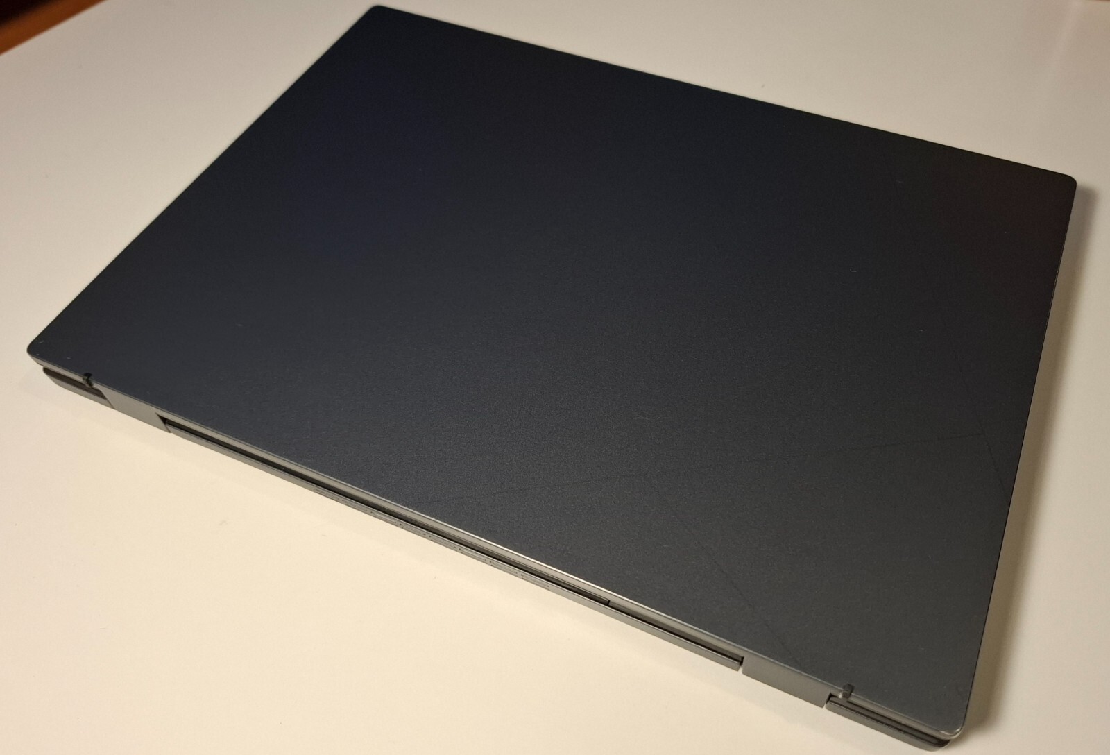 ASUS Zenbook Duo UX8406 14″ Dual 120Hz Core Ultra 9 185H 1.4GHz 32GB RAM 1TB SSD
