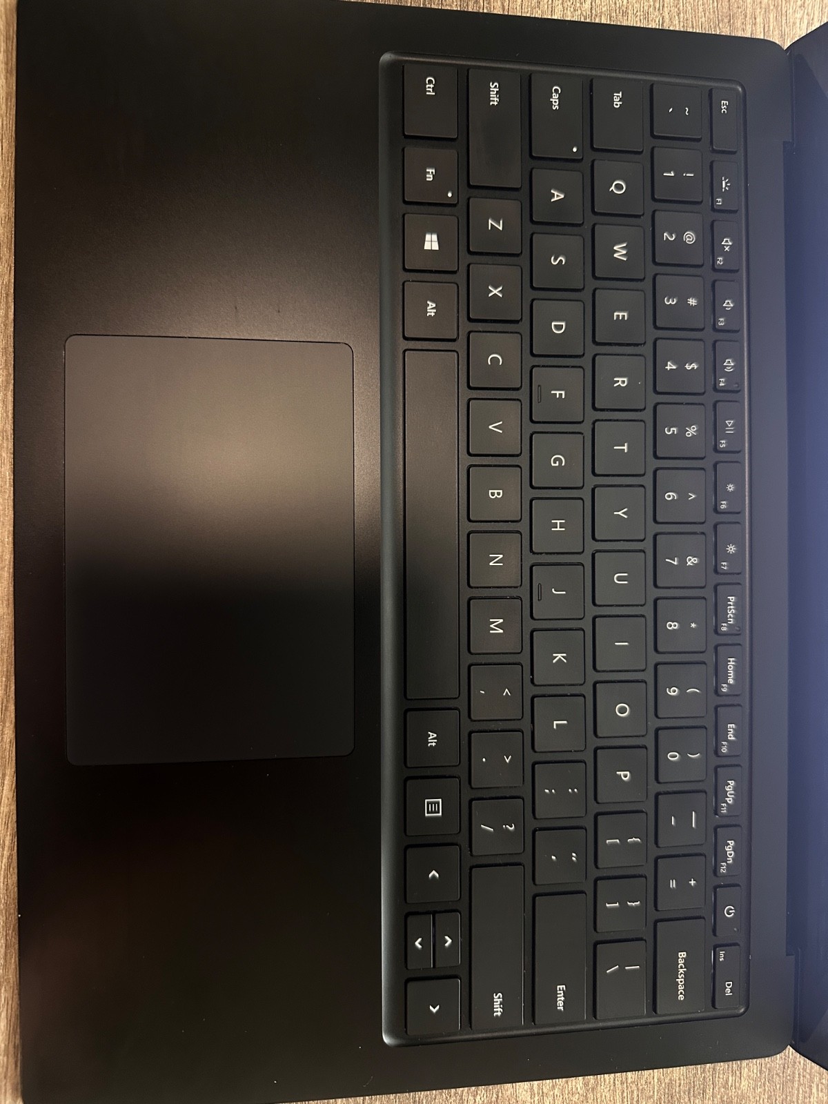 Microsoft Surface 3 13.5″ Intel I7-1065G7 16GB RAM 480GB SSD Black