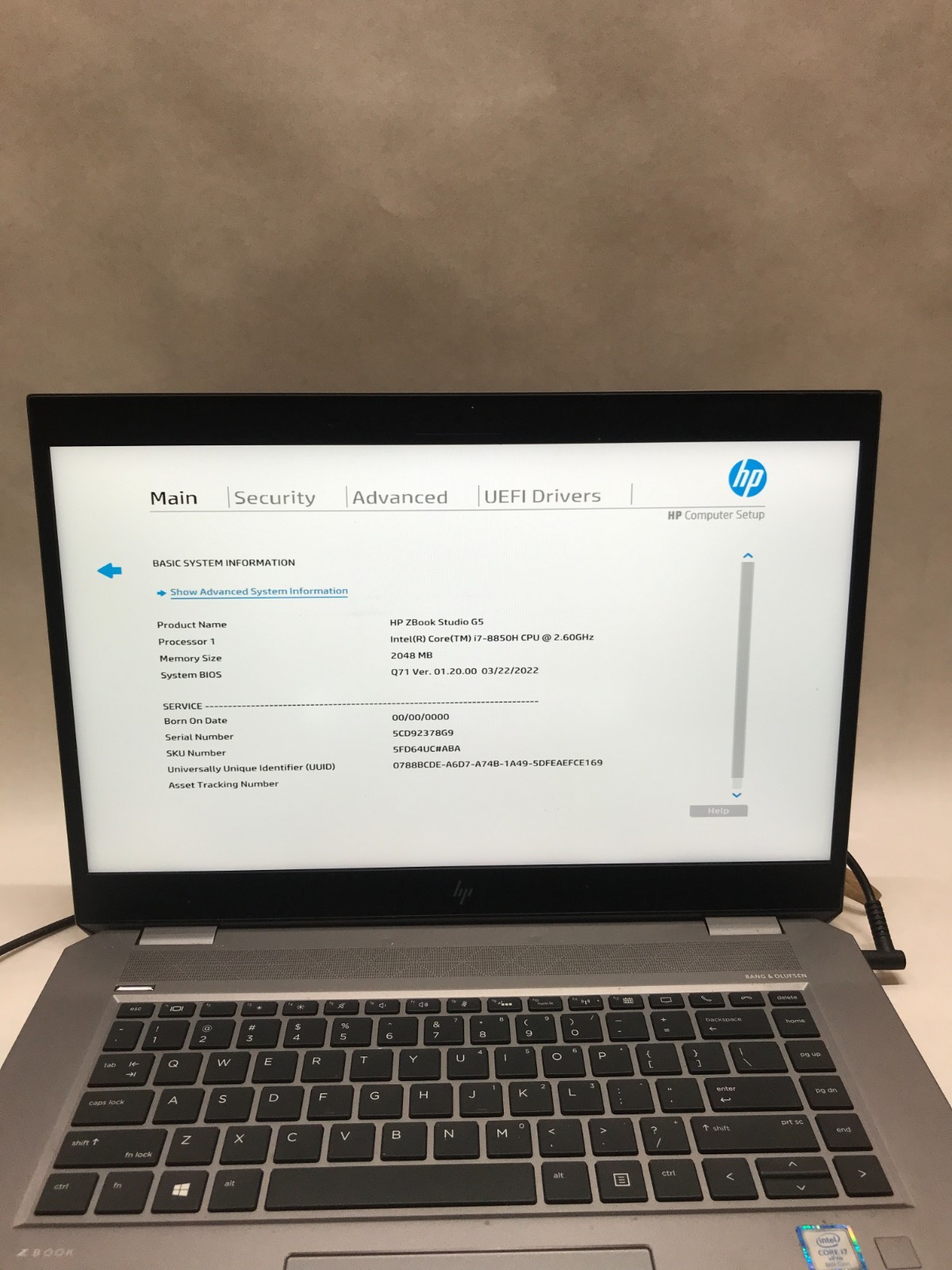 HP ZBook Studio G5 15″ Intel Core i7 8th Gen NO RAM NO SSD/OS For Parts READ -DW