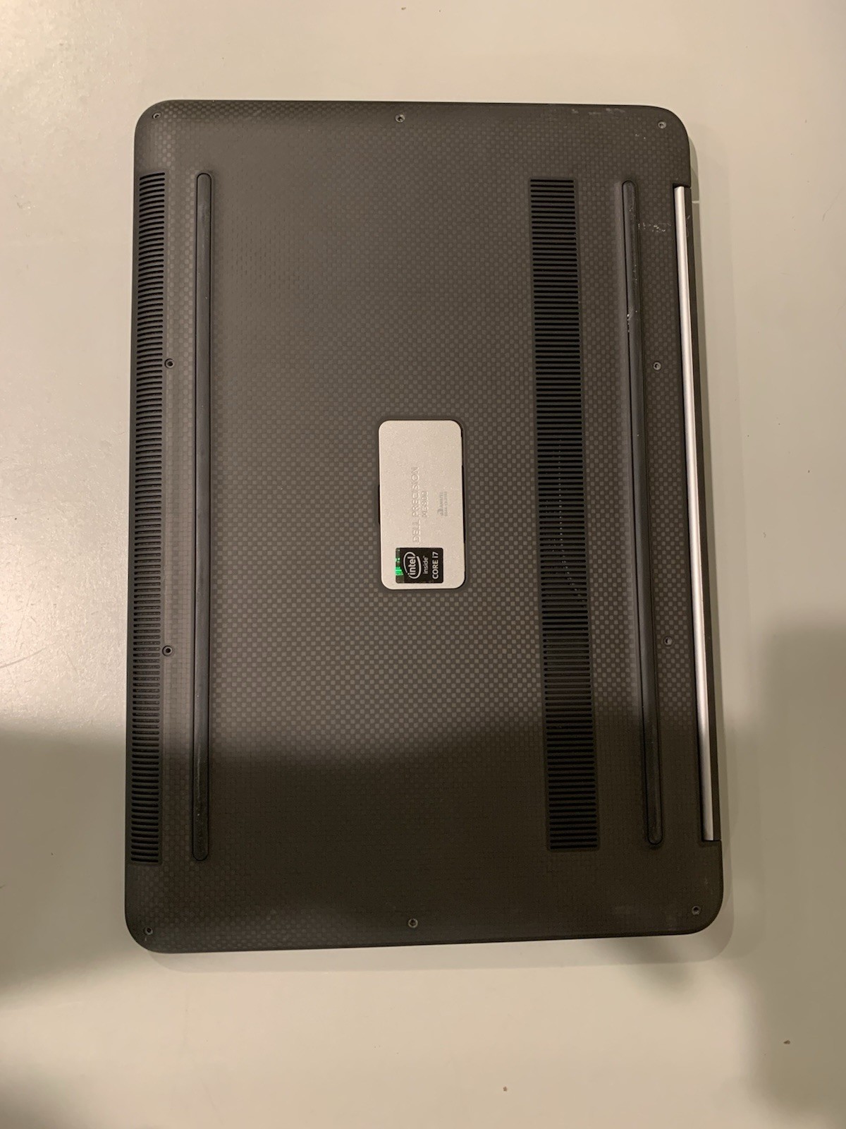 Dell Precision M3800 Intel i7 4th Gen NO HDD, No Ram, No Battery. Not Working￼