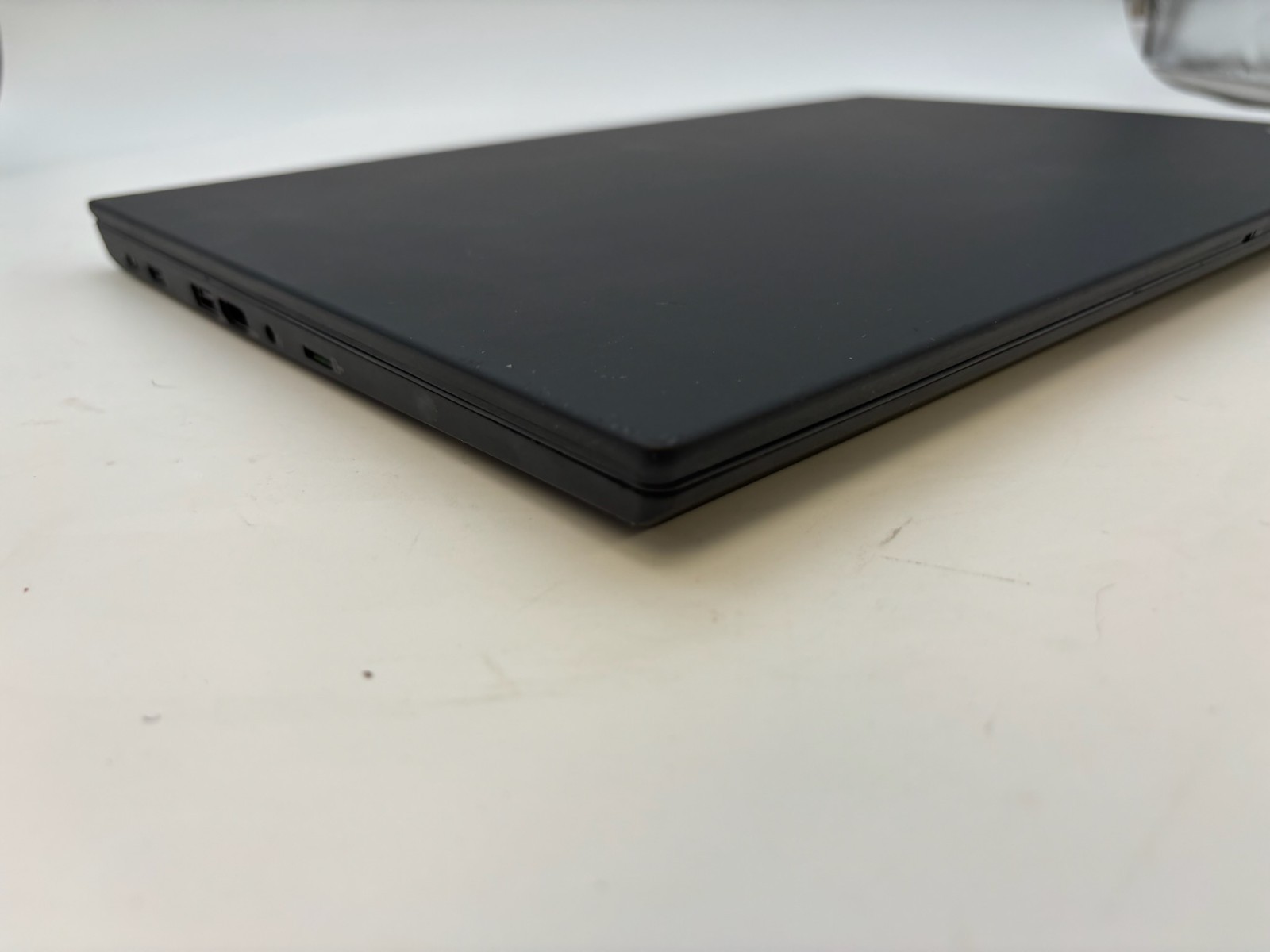Lenovo T15 Gen 2 15.6″ 512 GB SSD 16 GB RAM i7-1165G7 Windows 11 Pro