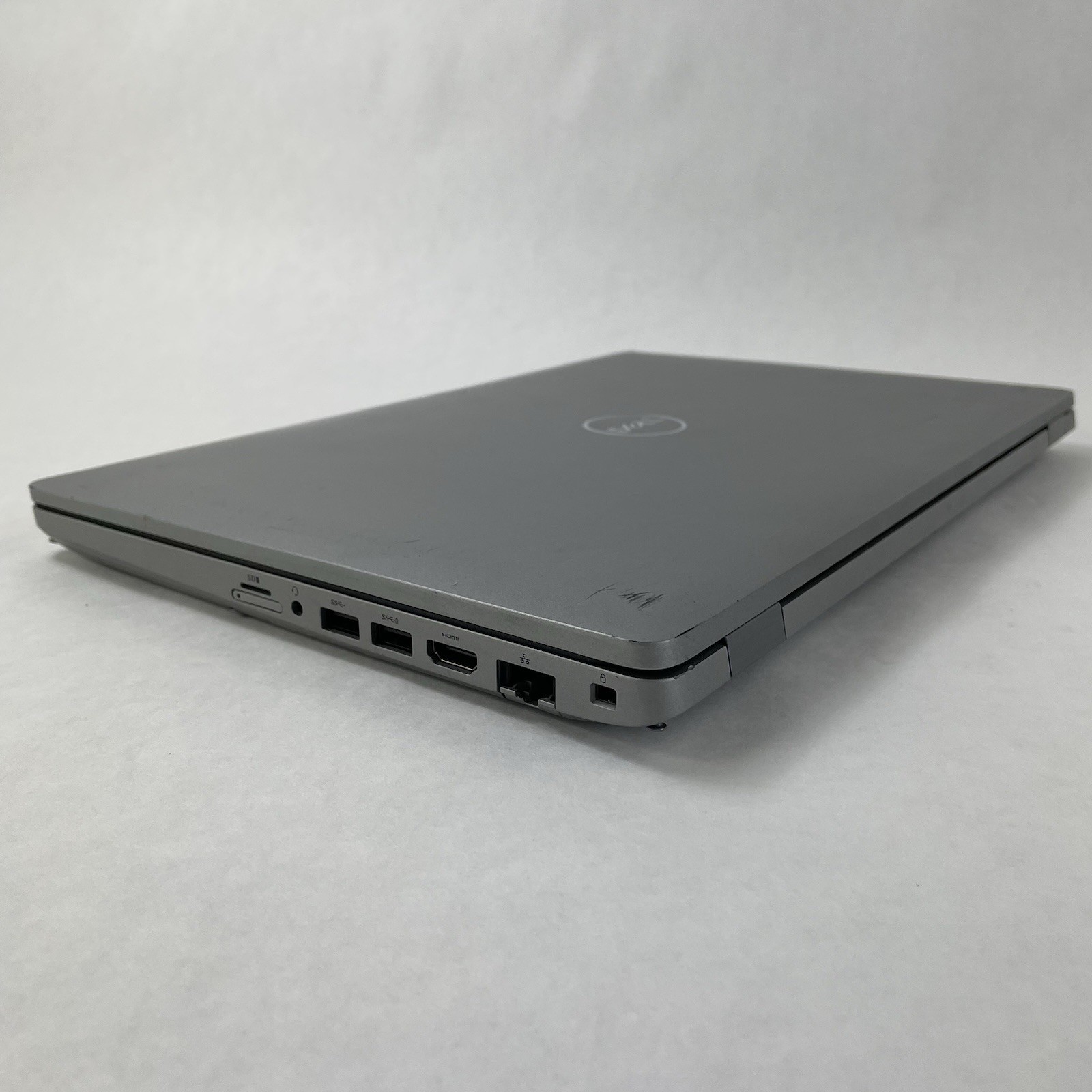 Dell Precision 3551 15.6″ i7-10750H 2.60 GHz 16 GB RAM No SSD/OS/AC