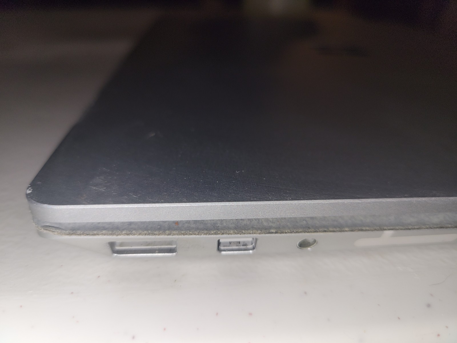 Microsoft Surface Laptop 1769 i7-7660U 16GB 512GB SSD – Silver W/ Charger