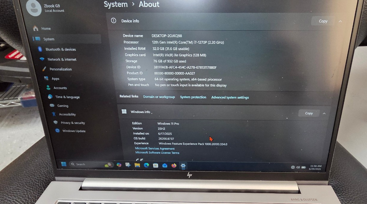 HP ZBook Firefly 14″ G9 Laptop i7-1270P 1TBGB SSD 32GB RAM Win 11 Pro
