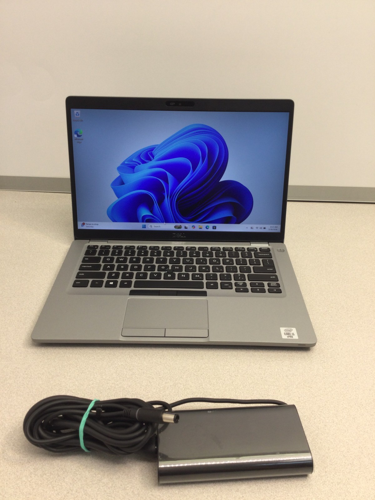 Dell Latitude 5410 14″ (256GB SSD ,Core i5-10310U, 1.70GHz, 16GB) !BAD BATTERY!