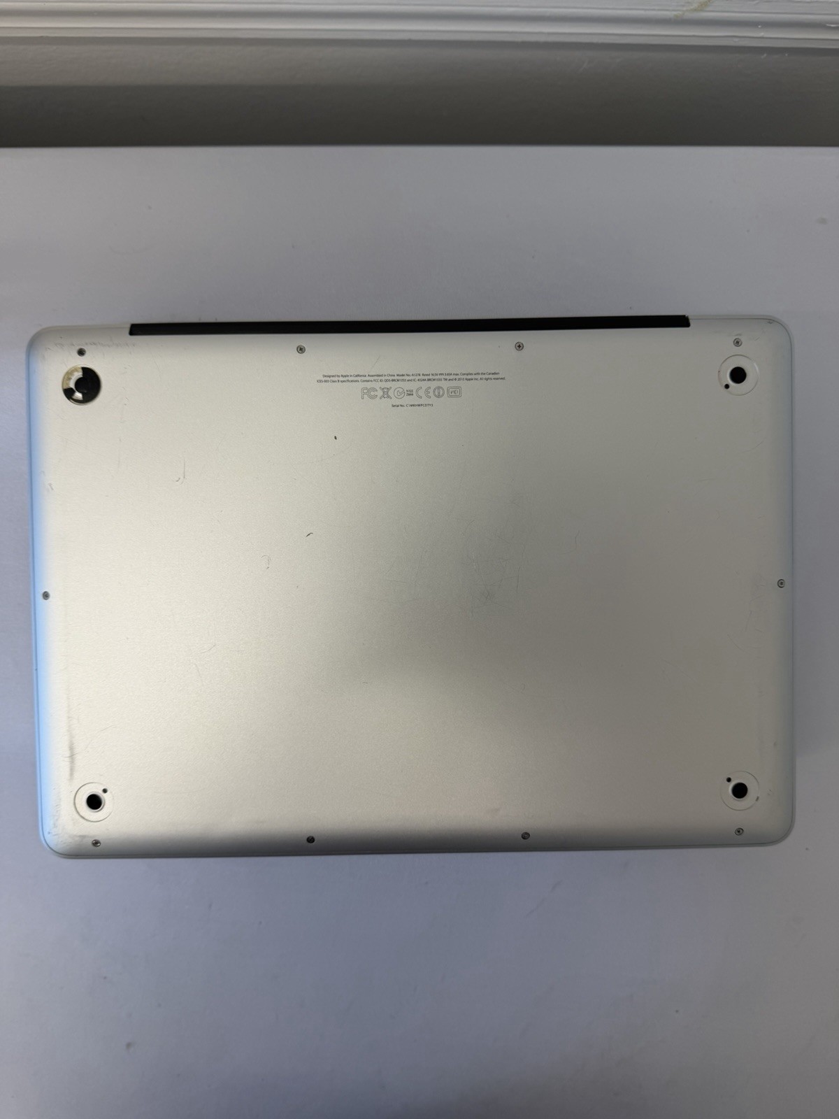 Apple Macbook Pro Laptop – Screen Dimming – Intel i5-3210M -RAM 8 GB – Read Des