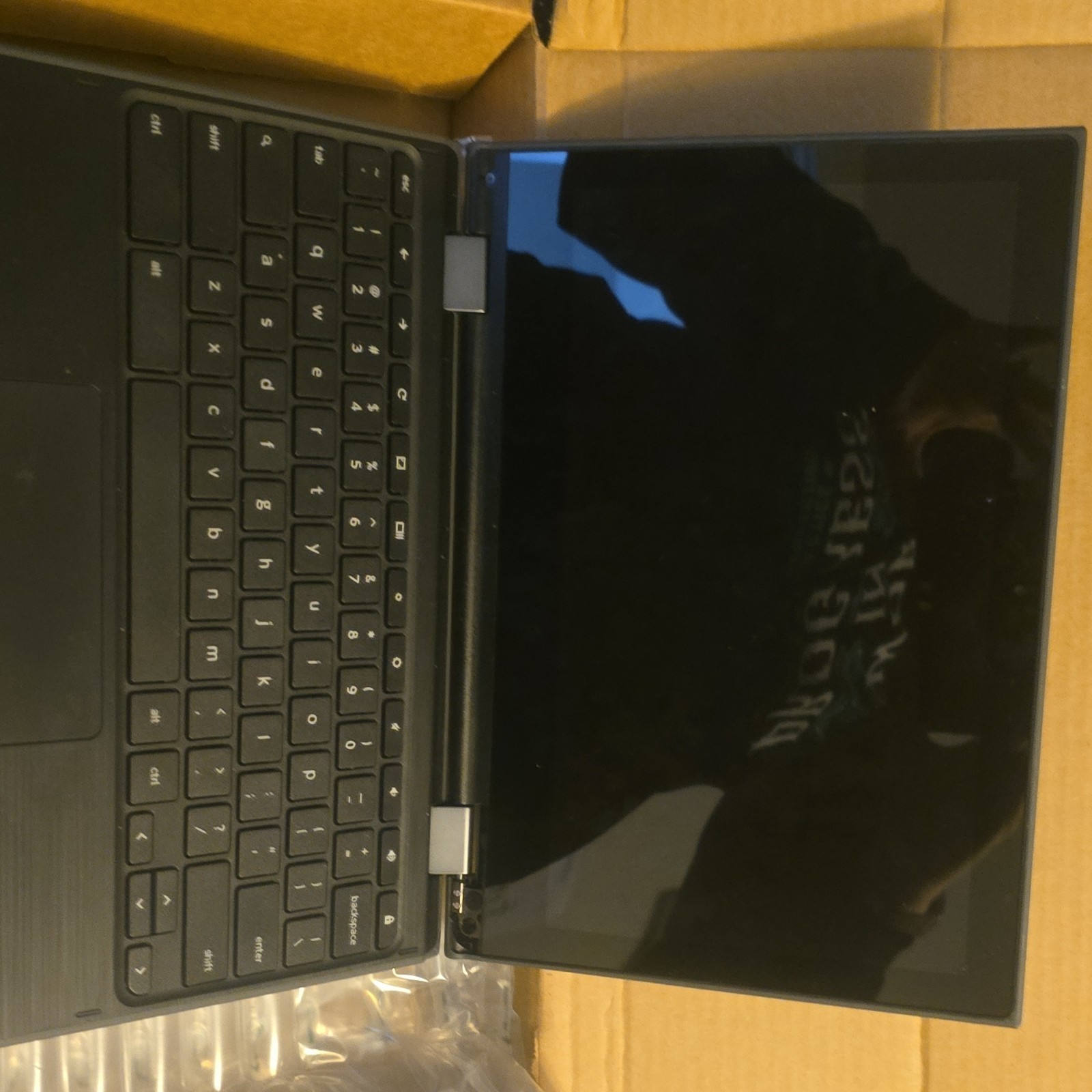 Lenovo Chromebook 300e Gen 2 AMD 11.6″ 32GB Chrome OS Wi-Fi Bluetooth